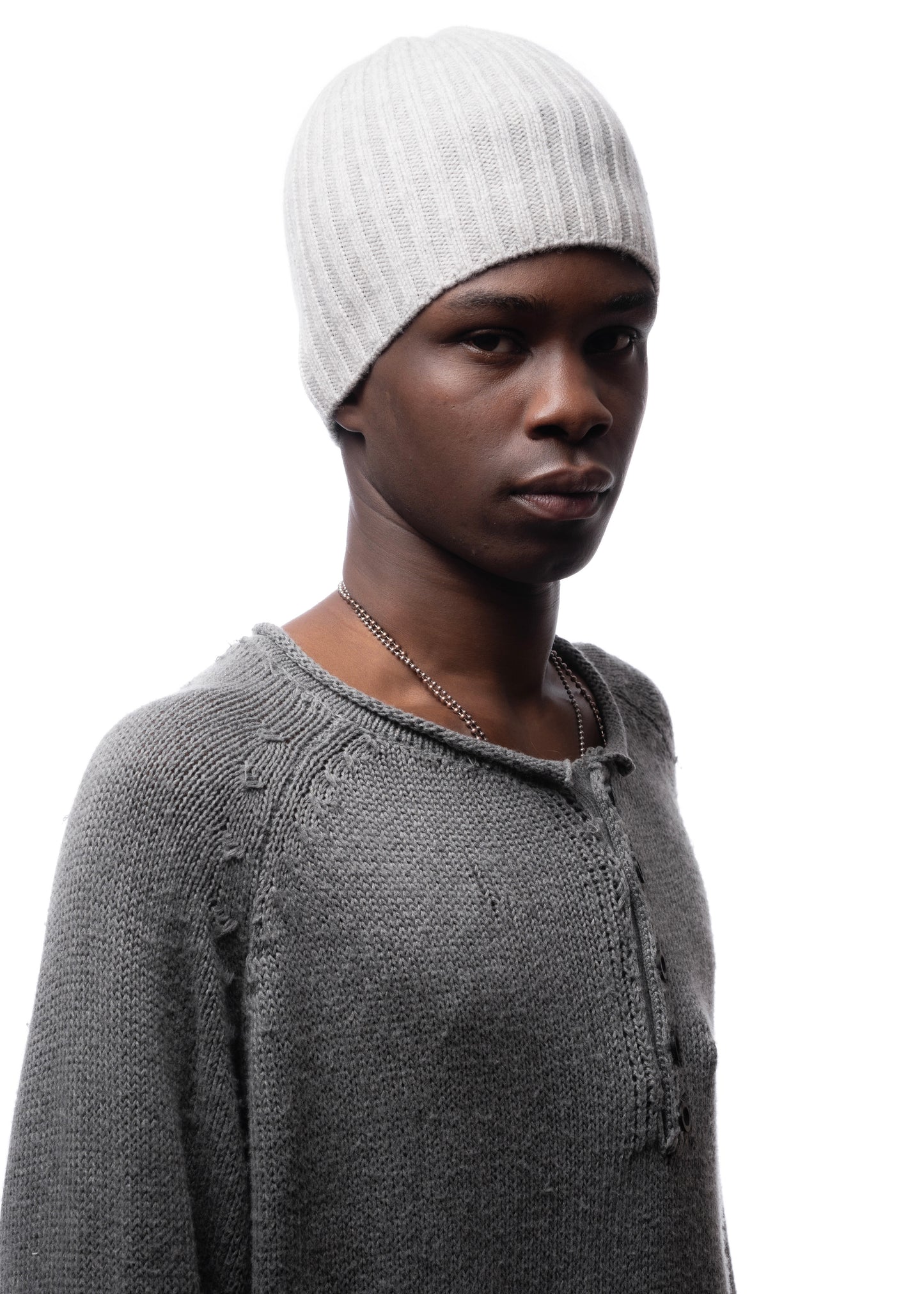 RIBBED WOOL BEANIE LIGHT GREY