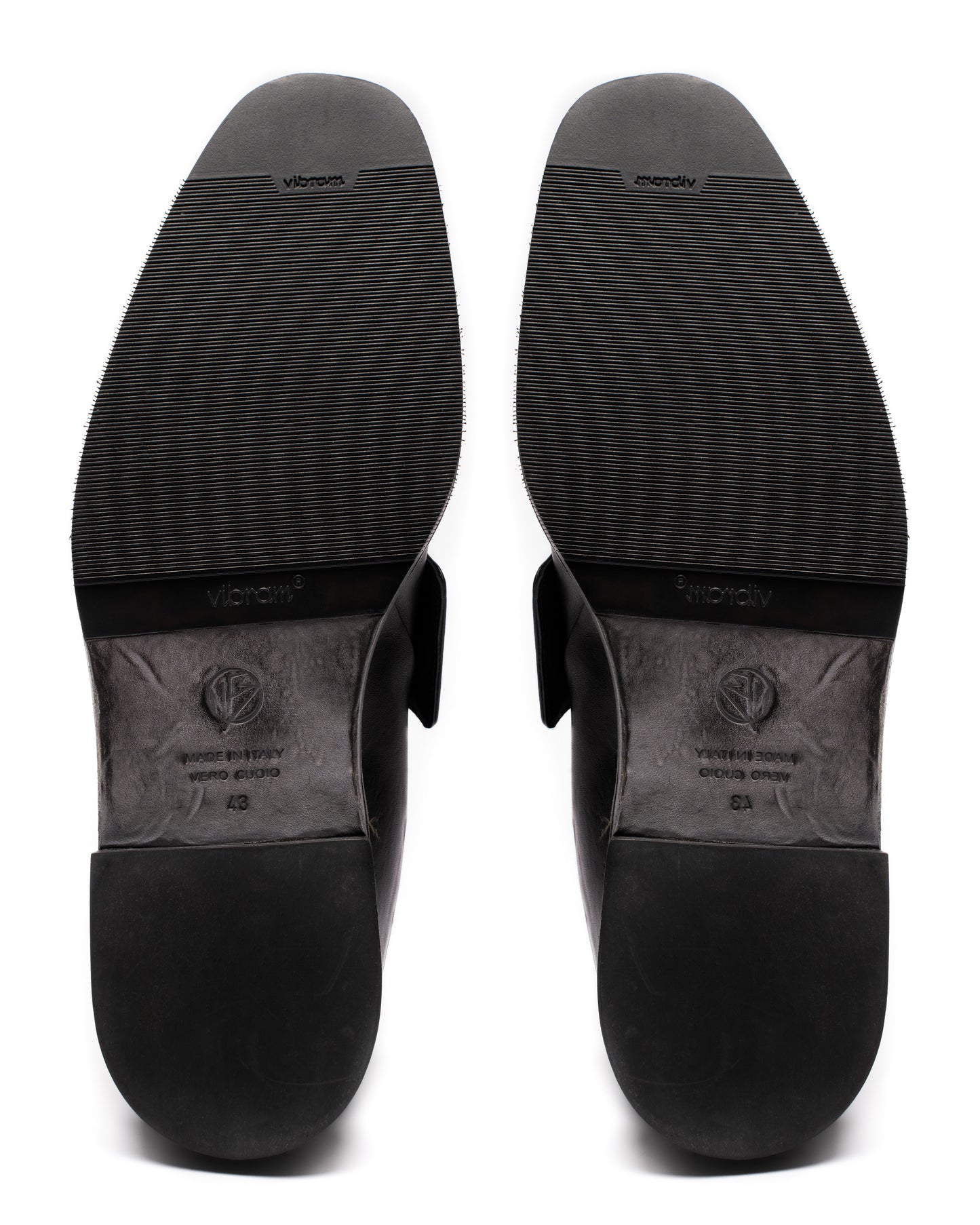 FLAP LEATHER DERBYS