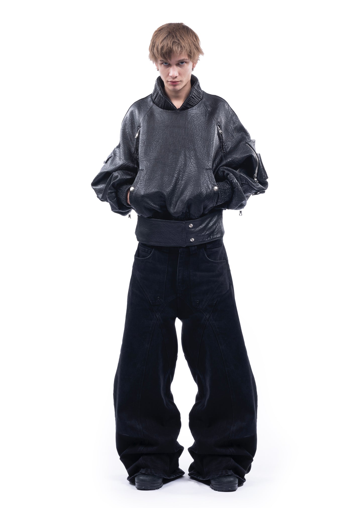 PULL OVER CONCRETE LEATHER BOMBER