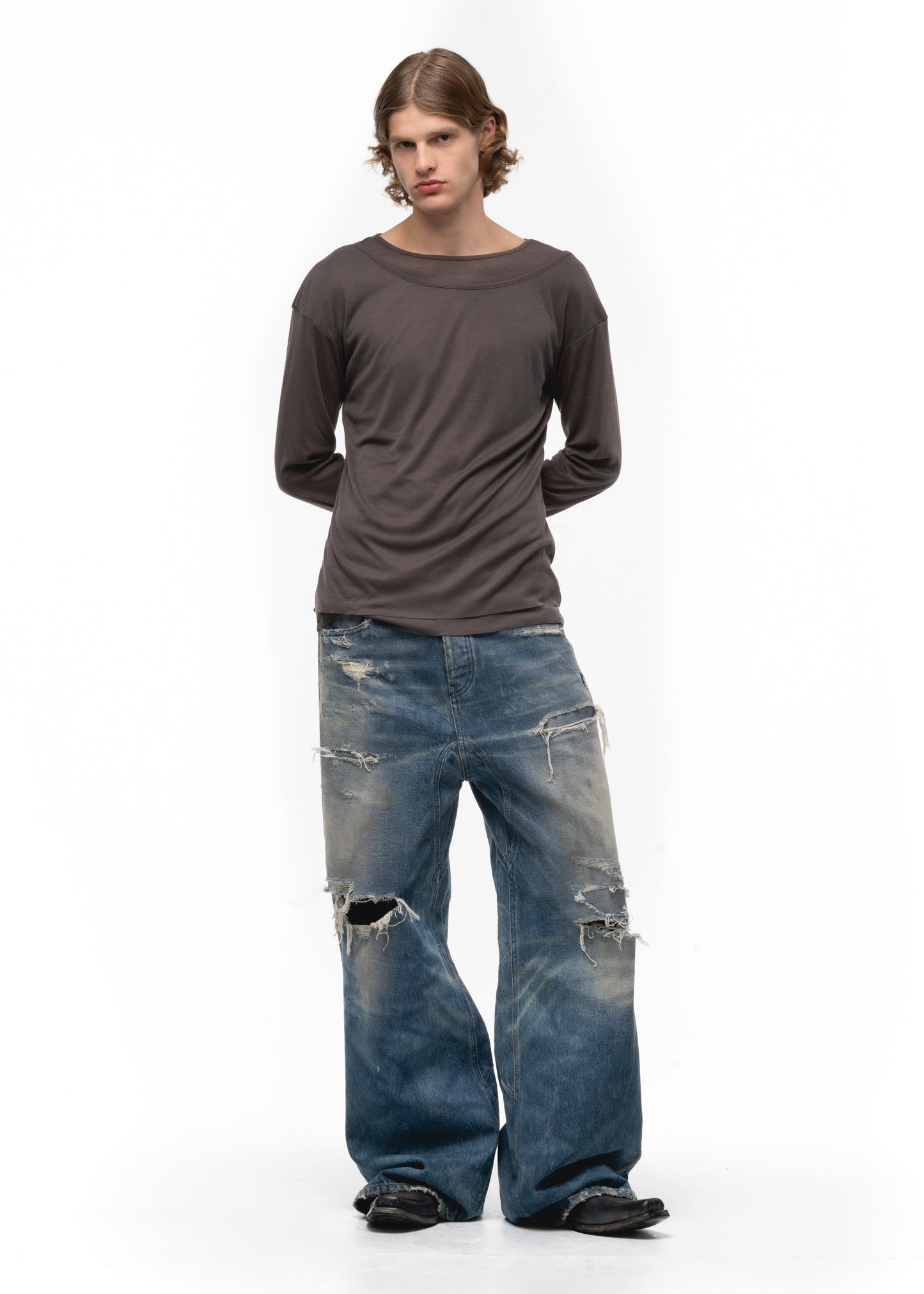 DOUBLE-LAYERED BURGUNDY LONGSLEEVE