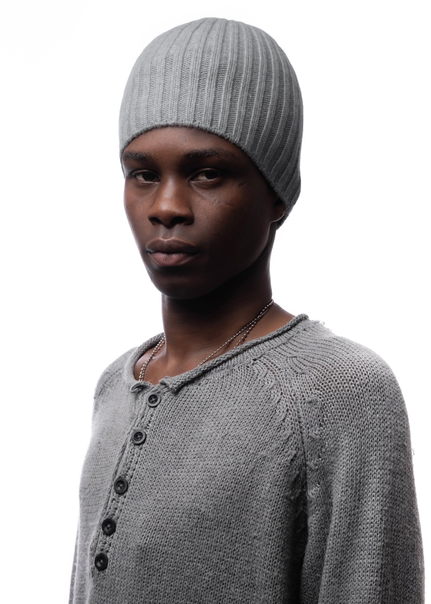 RIBBED WOOL BEANIE DARK GREY