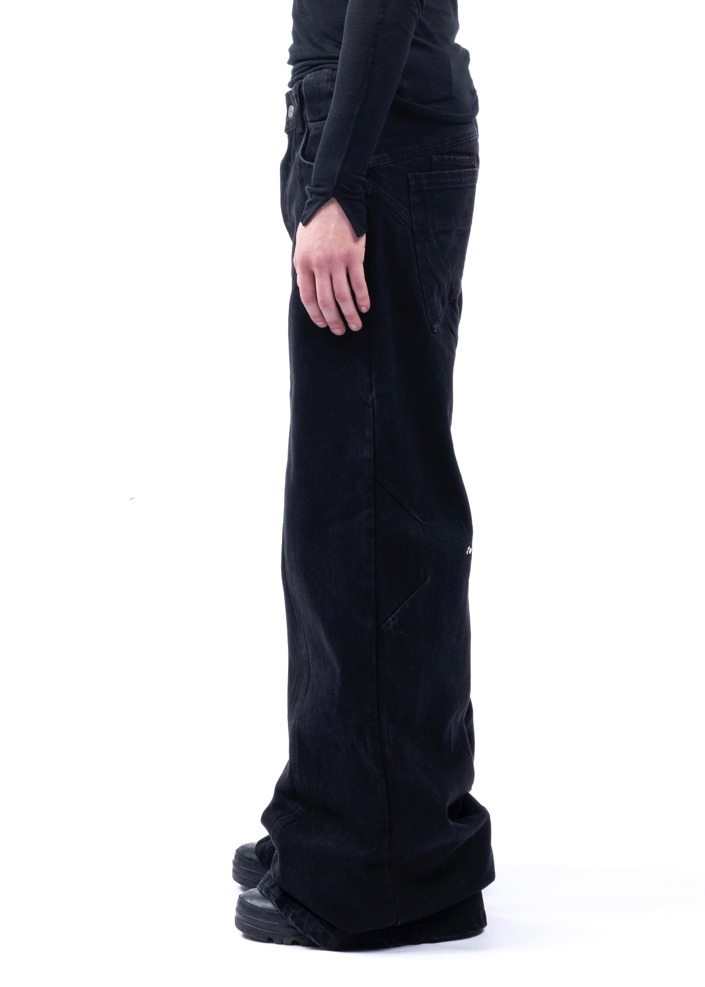 BLACK DUNE DENIM