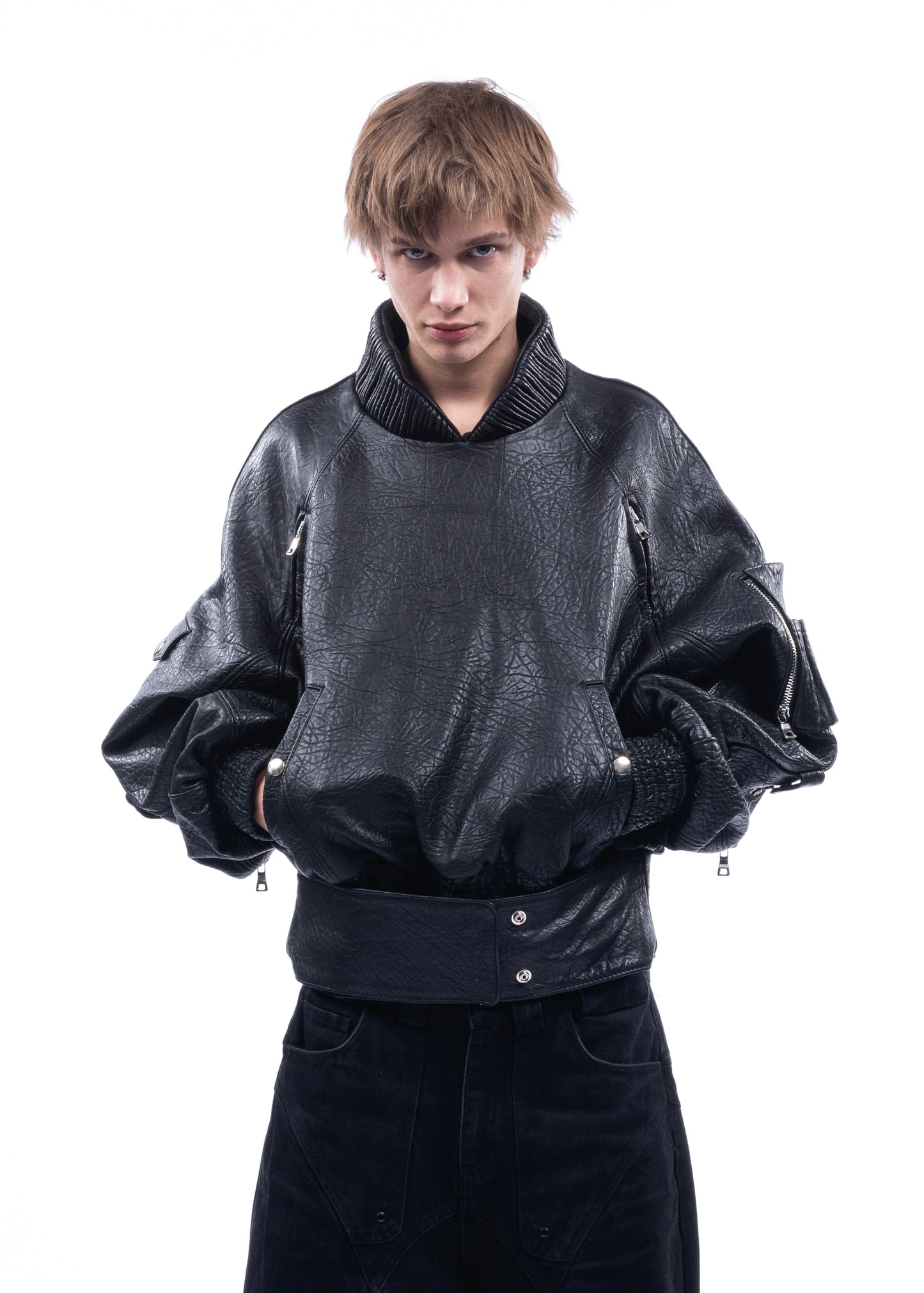 PULL OVER CONCRETE LEATHER BOMBER