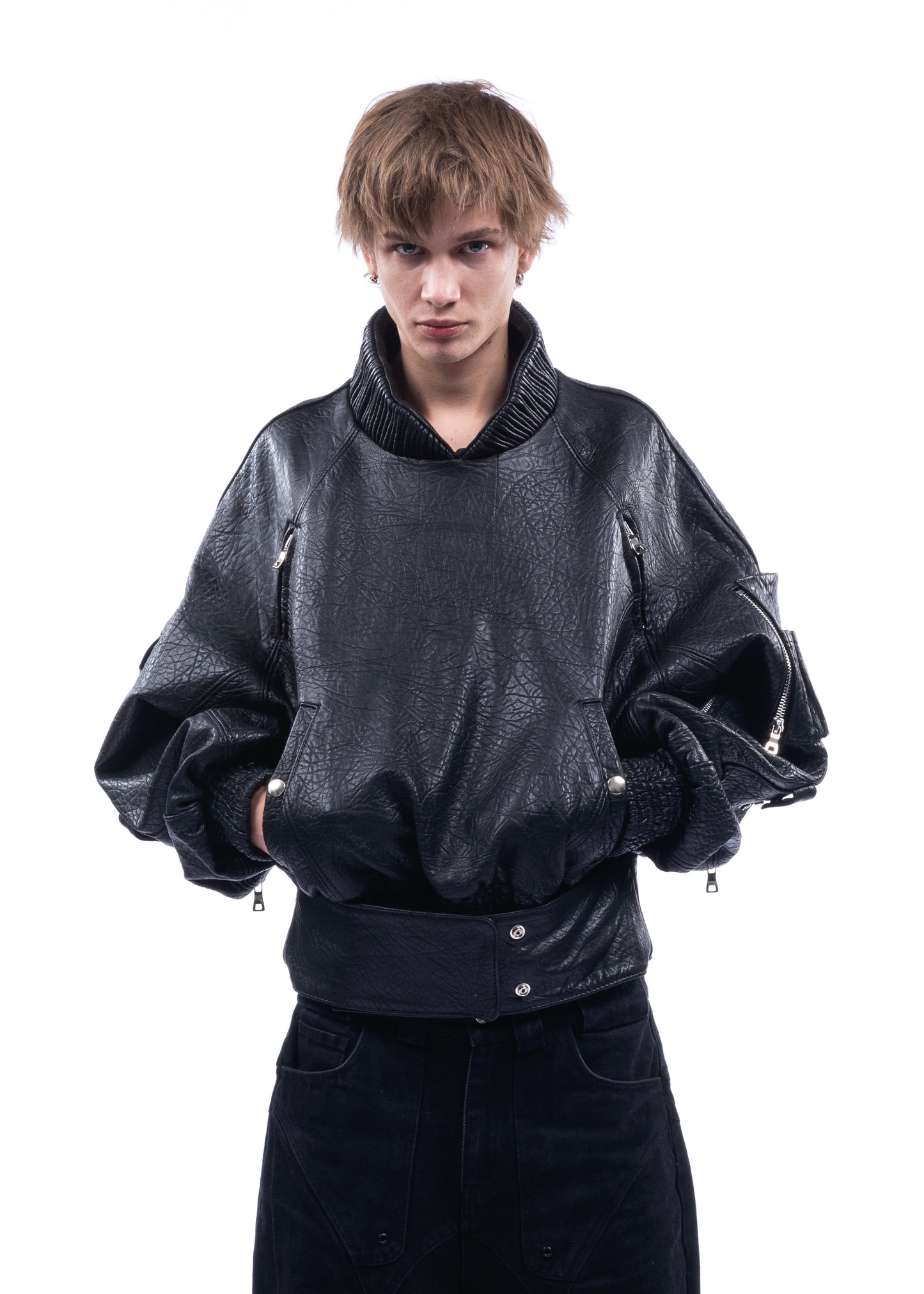 PULL OVER CONCRETE LEATHER BOMBER