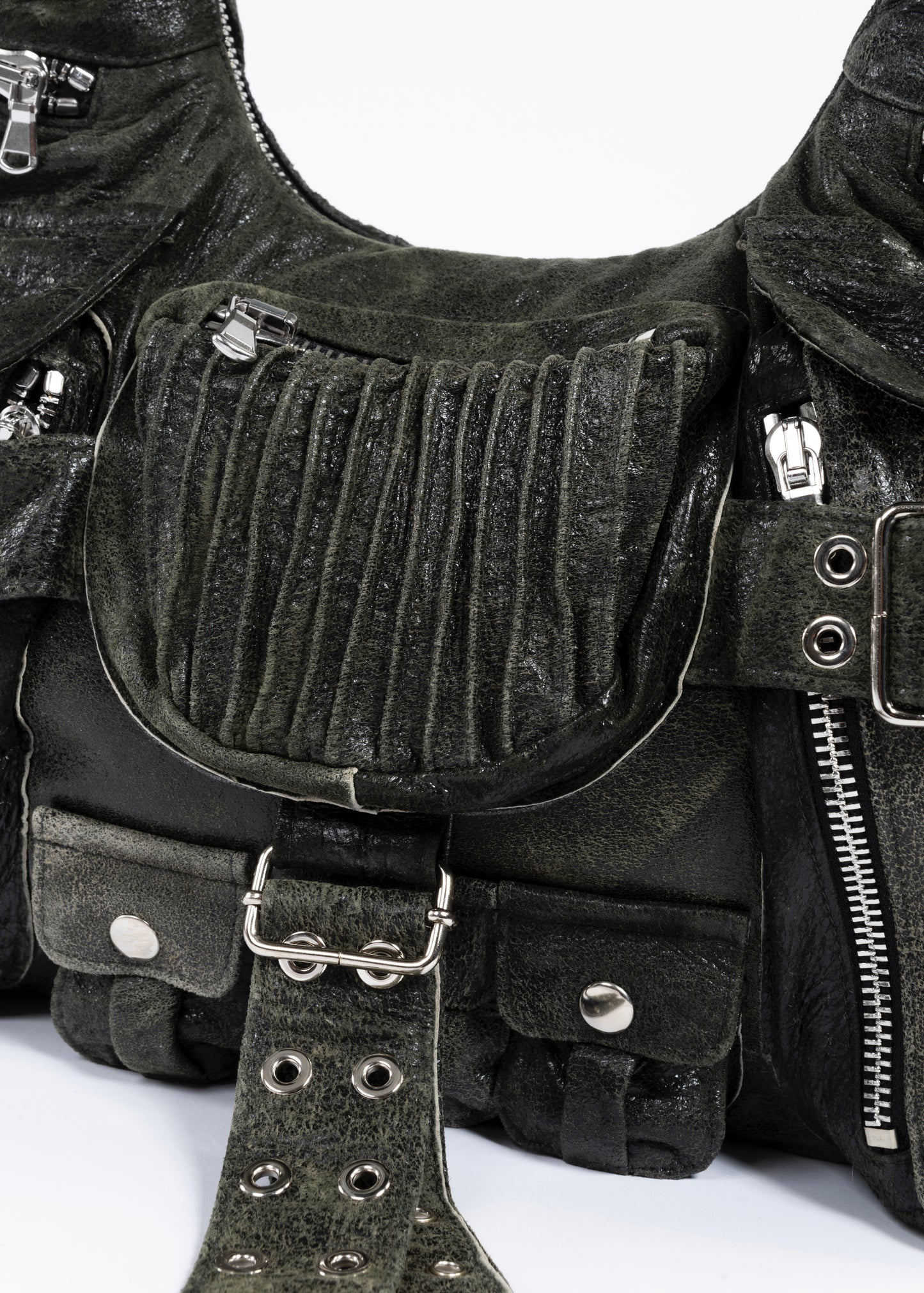 MULTIPOCKET BAG USED GREEN 003