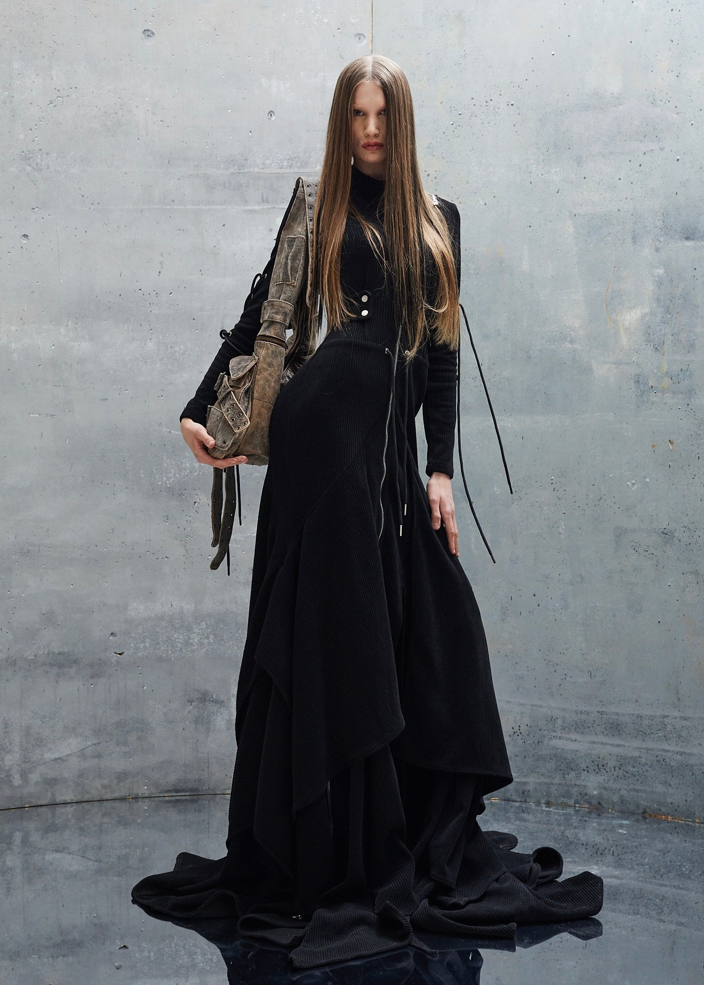 DRAWSTRING LAYERING DRESS BLACK