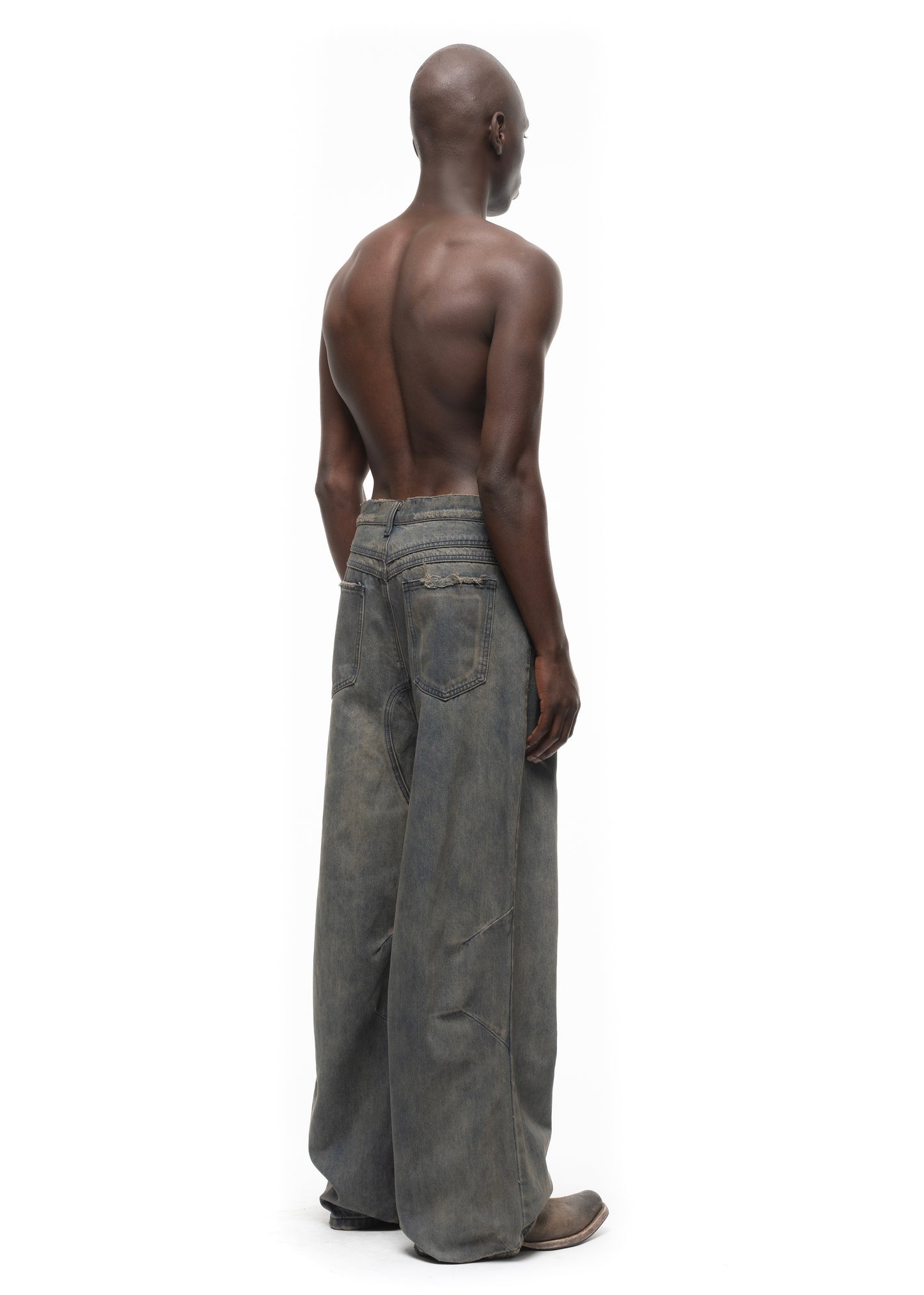 LOOSE EVERYDAY CONCRETE BLUE DENIM