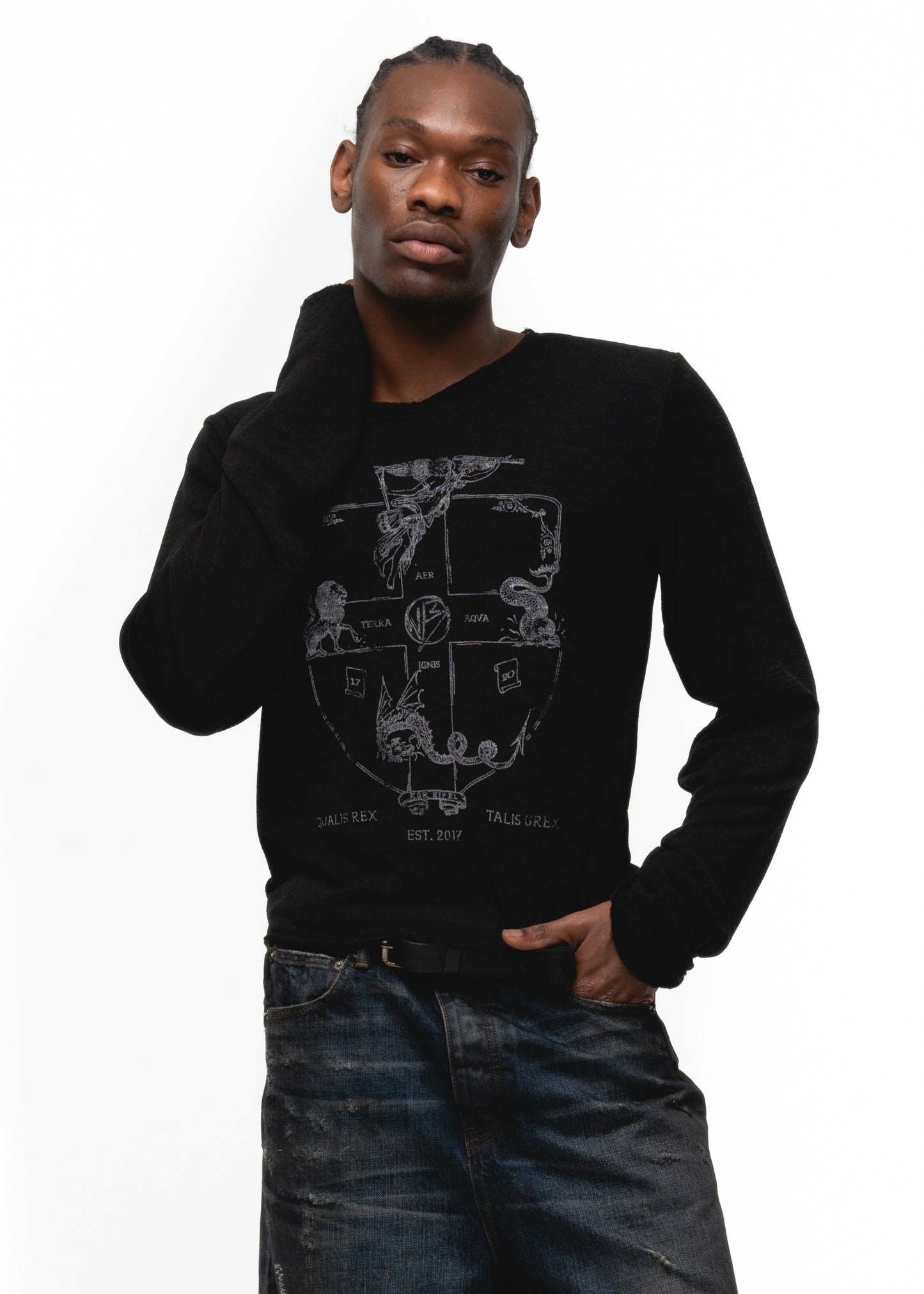 BLAZON ORGANIC COTTON LONGSLEEVE BLACK