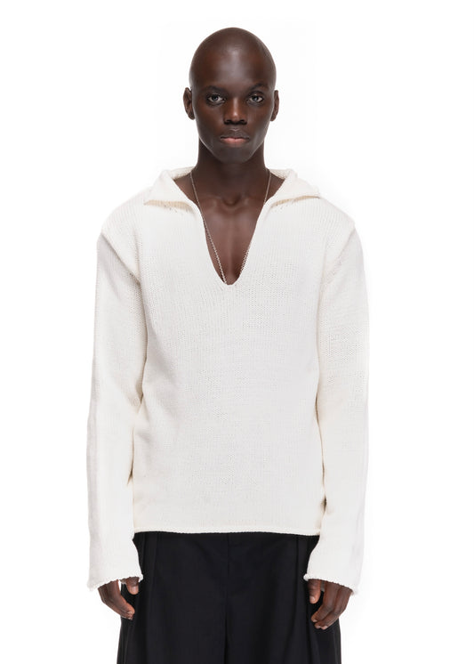 V KNIT SWEATER WHITE