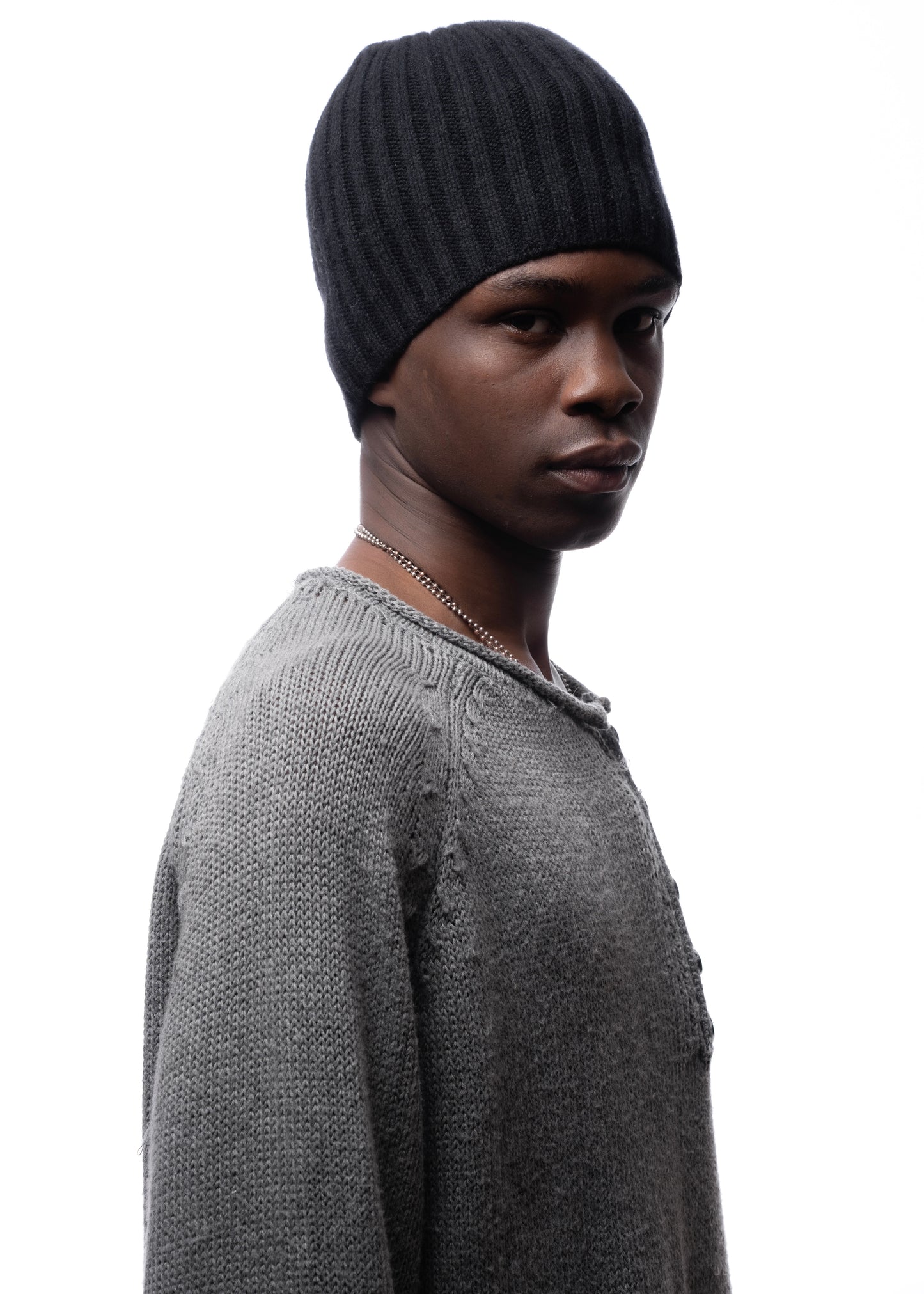 RIBBED WOOL BEANIE BLACK