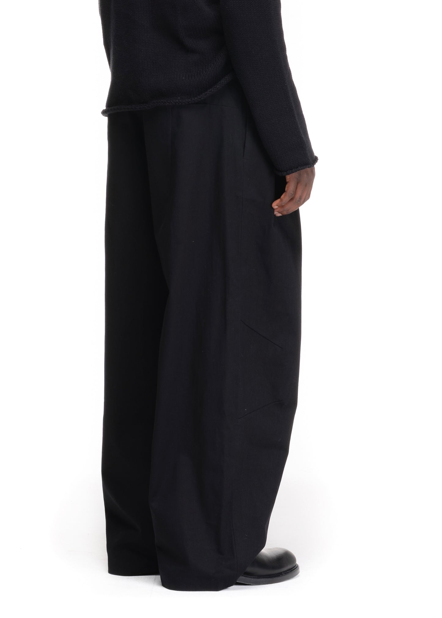 NFS PLEATED SUIT PANTS BLACK
