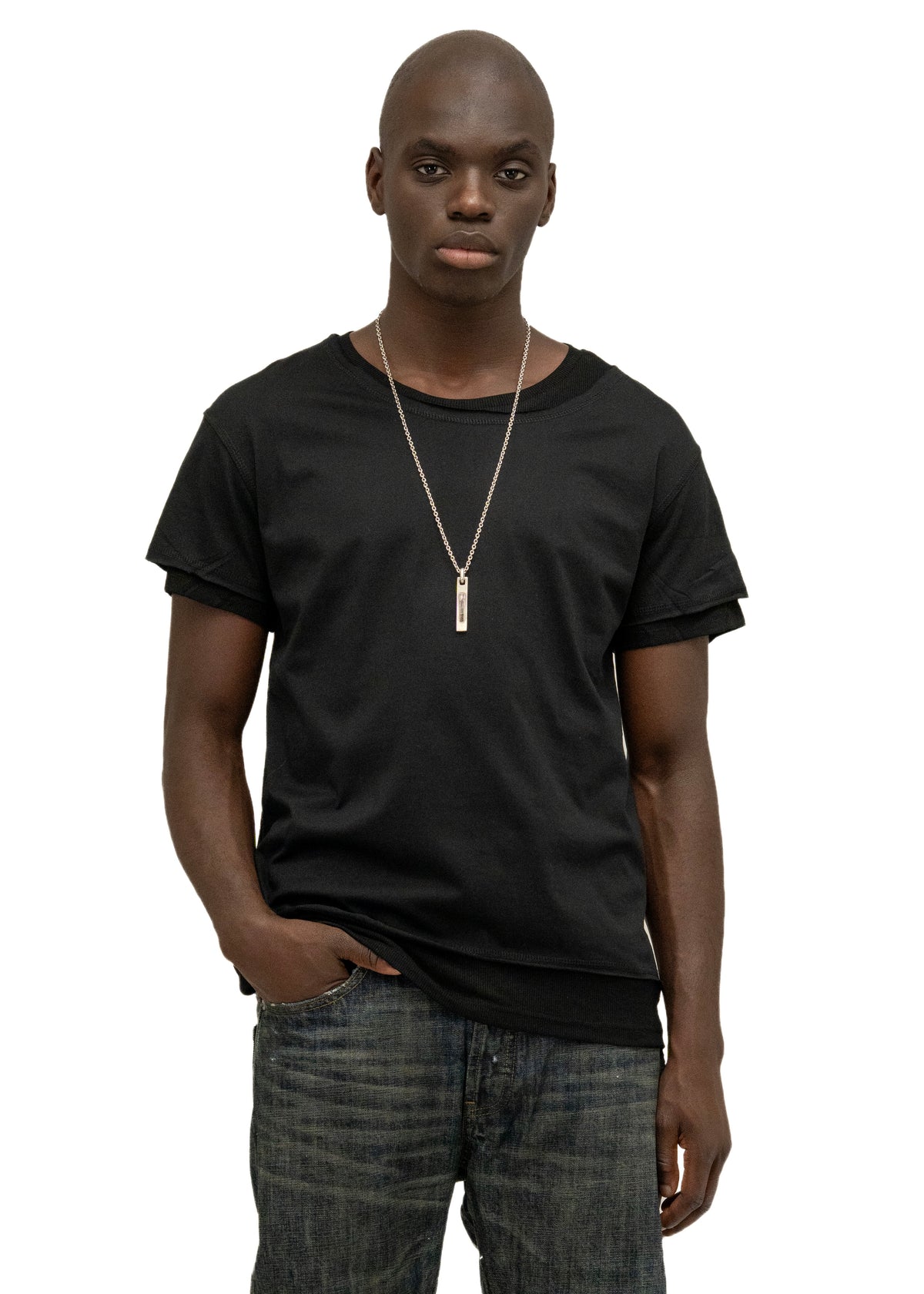 DOUBLE-LAYERED T-SHIRT BLACK