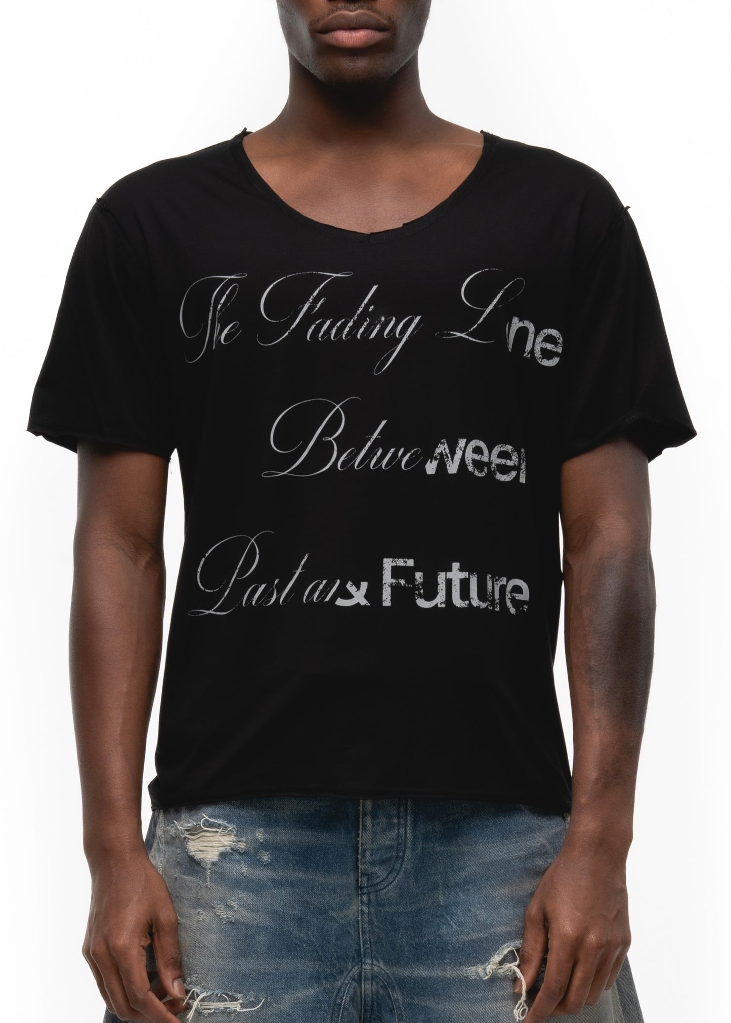 FUTURE-PAST V NECK BLACK