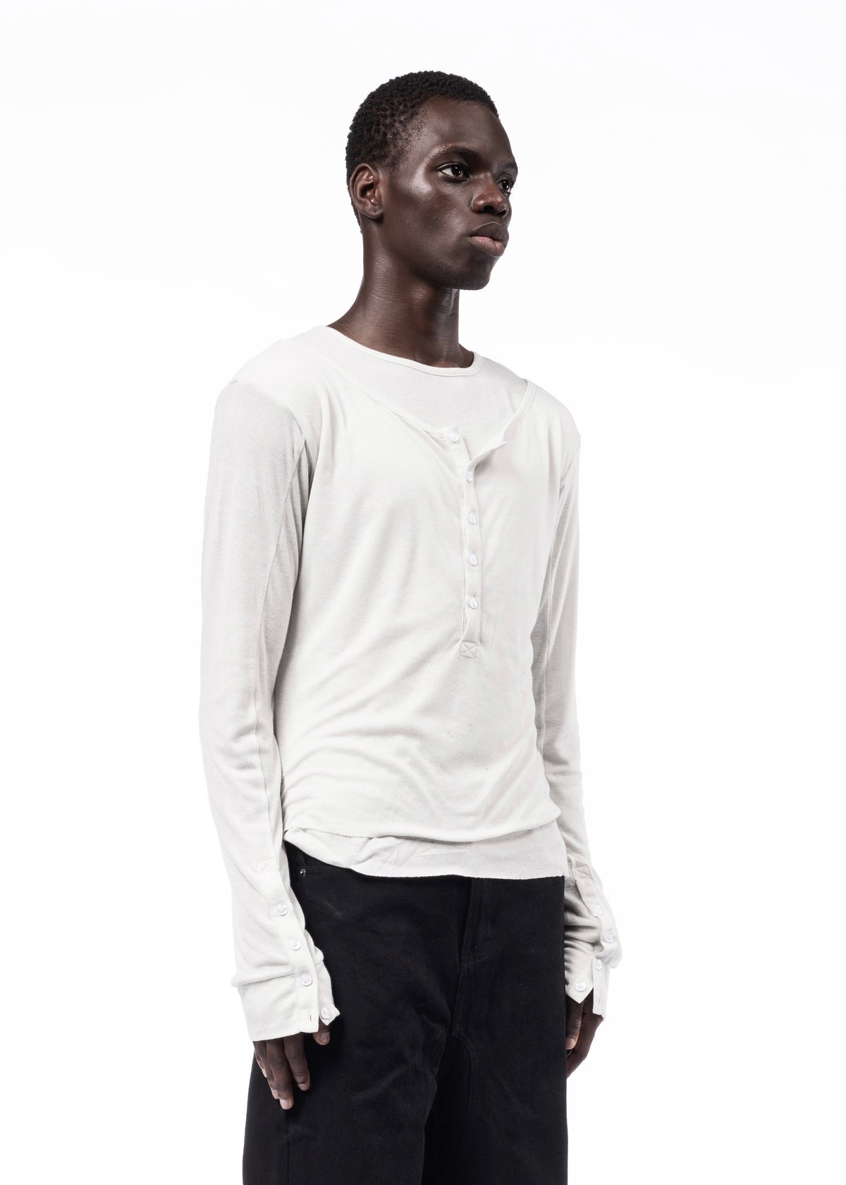 DOUBLE-LAYERED BUTTON ORGANIC COTTON LONGSLEEVE WHITE