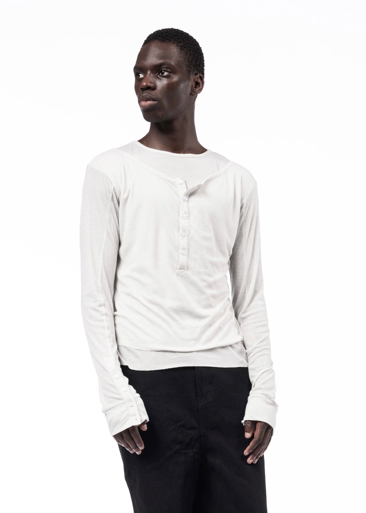 DOUBLE-LAYERED BUTTON ORGANIC COTTON LONGSLEEVE WHITE