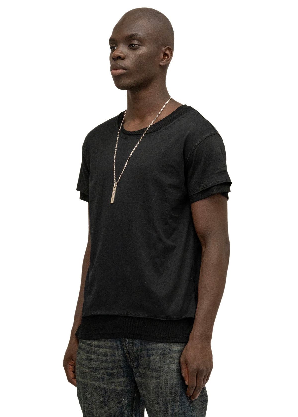 DOUBLE-LAYERED T-SHIRT BLACK