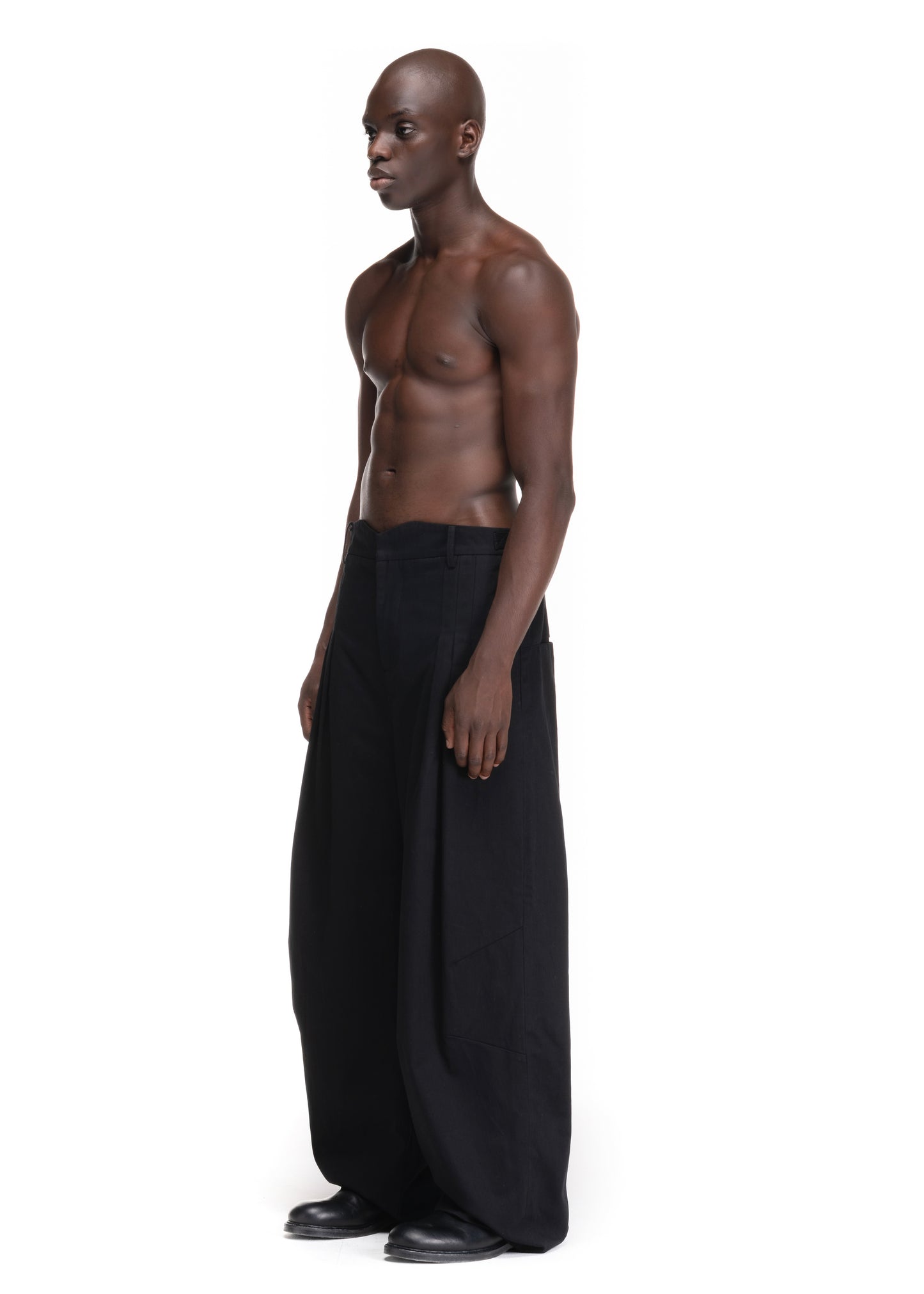 NFS PLEATED SUIT PANTS BLACK