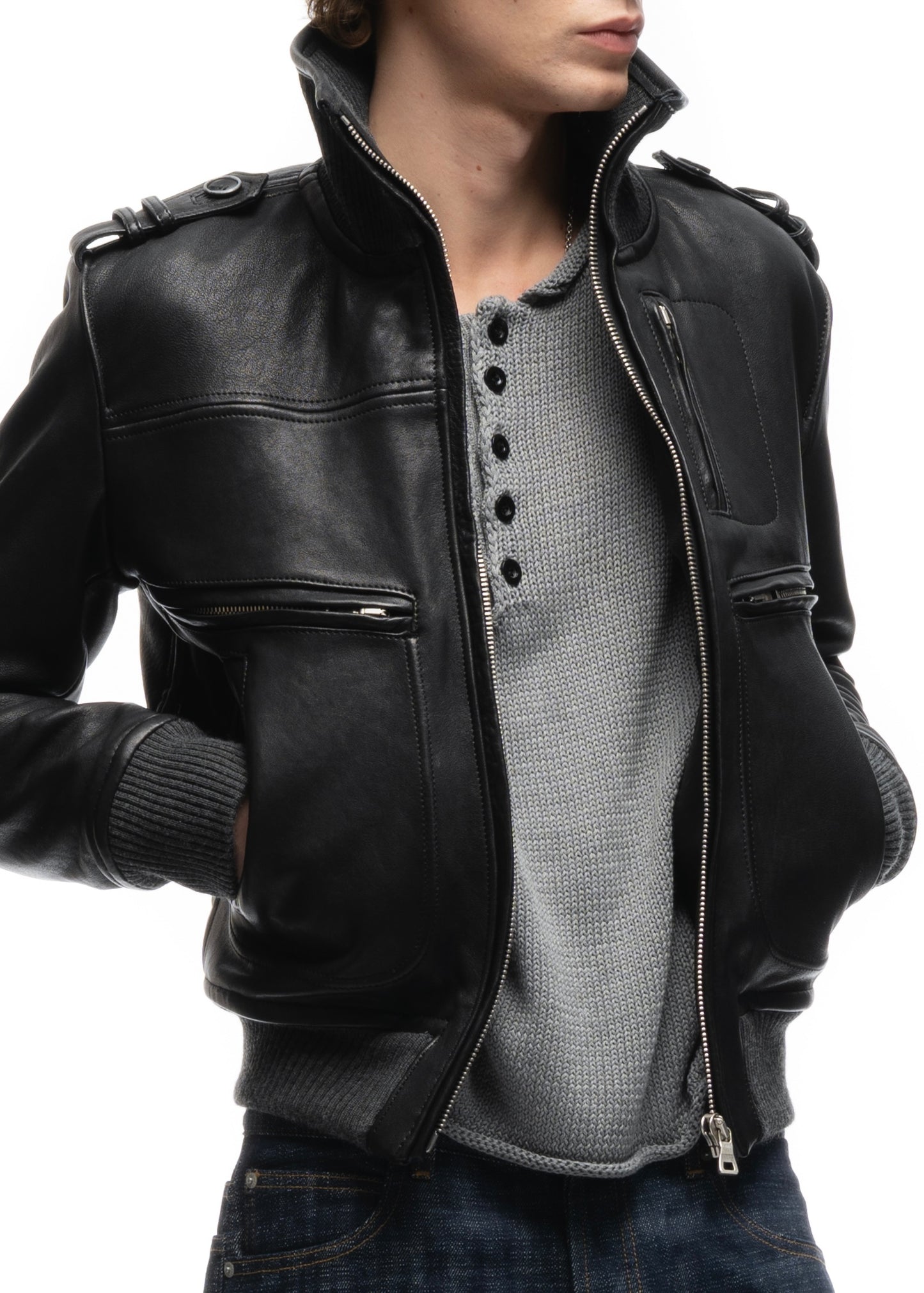 BUTTON KNIT SWEATER GREY