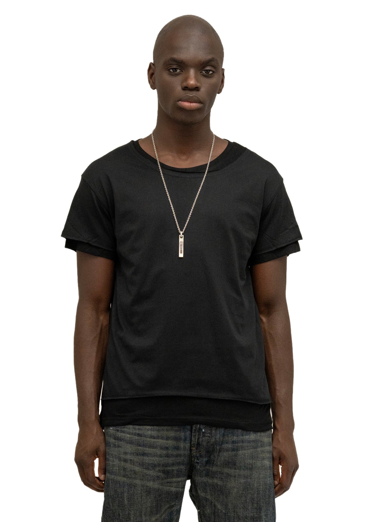 DOUBLE-LAYERED T-SHIRT BLACK