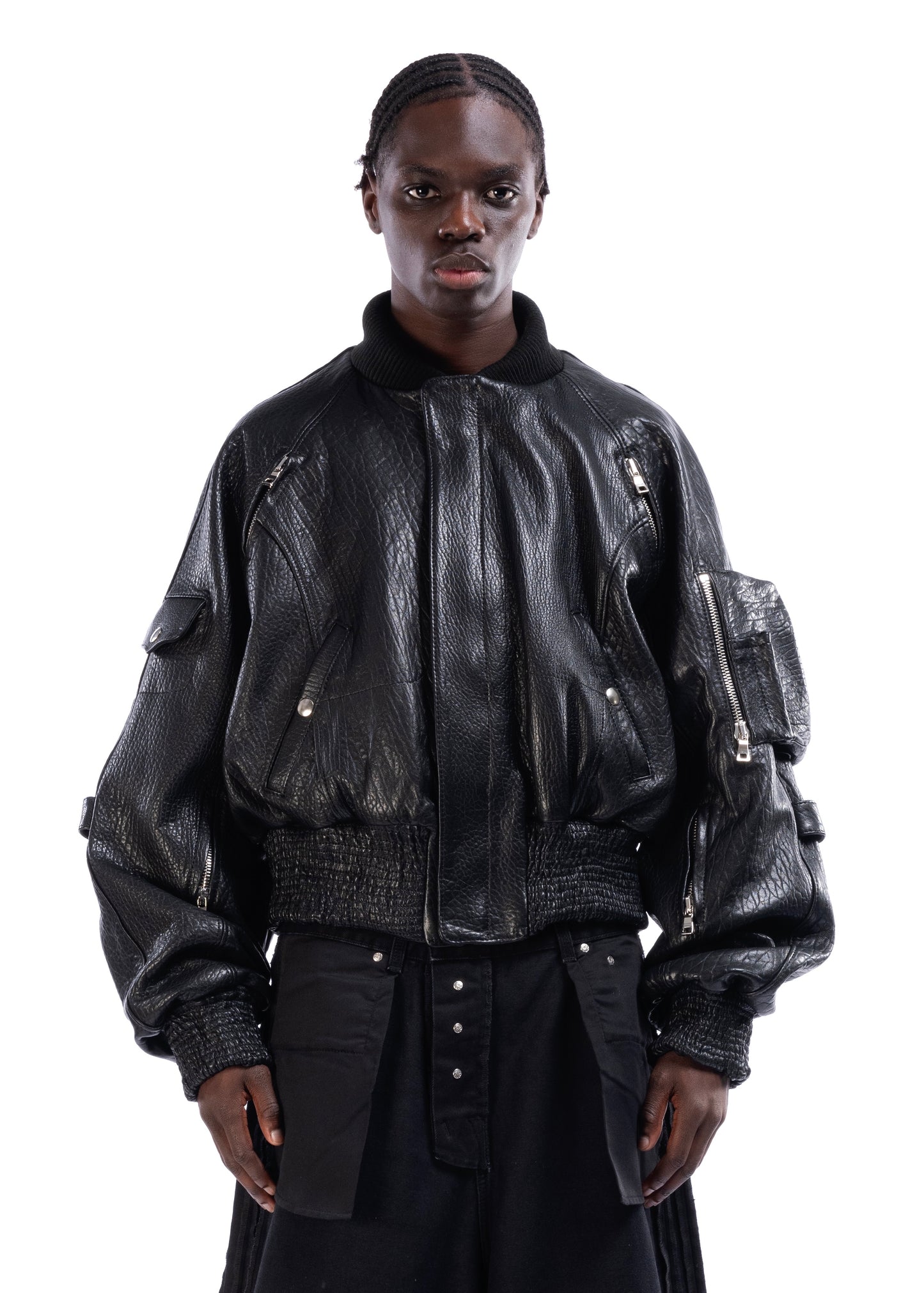 BLACK DRIED CONCRETE LEATHER BOMBER