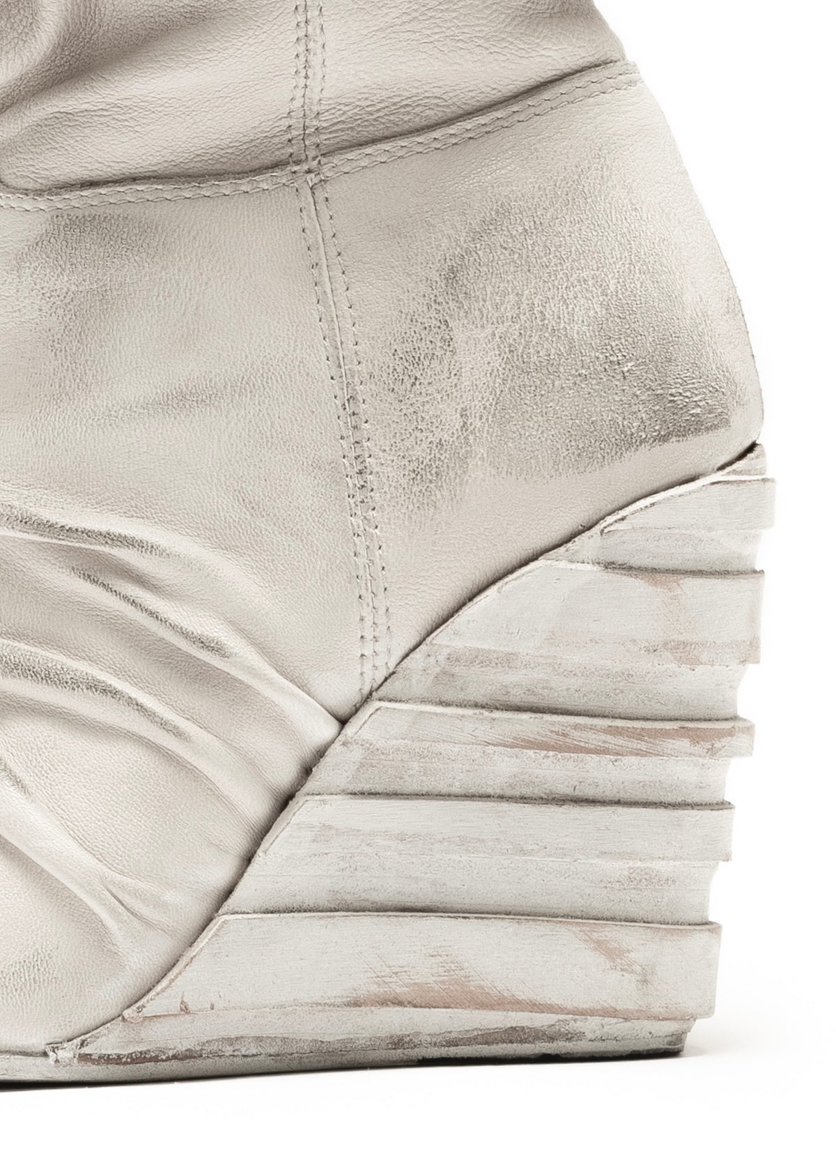LAYERED CONCRETE HEEL