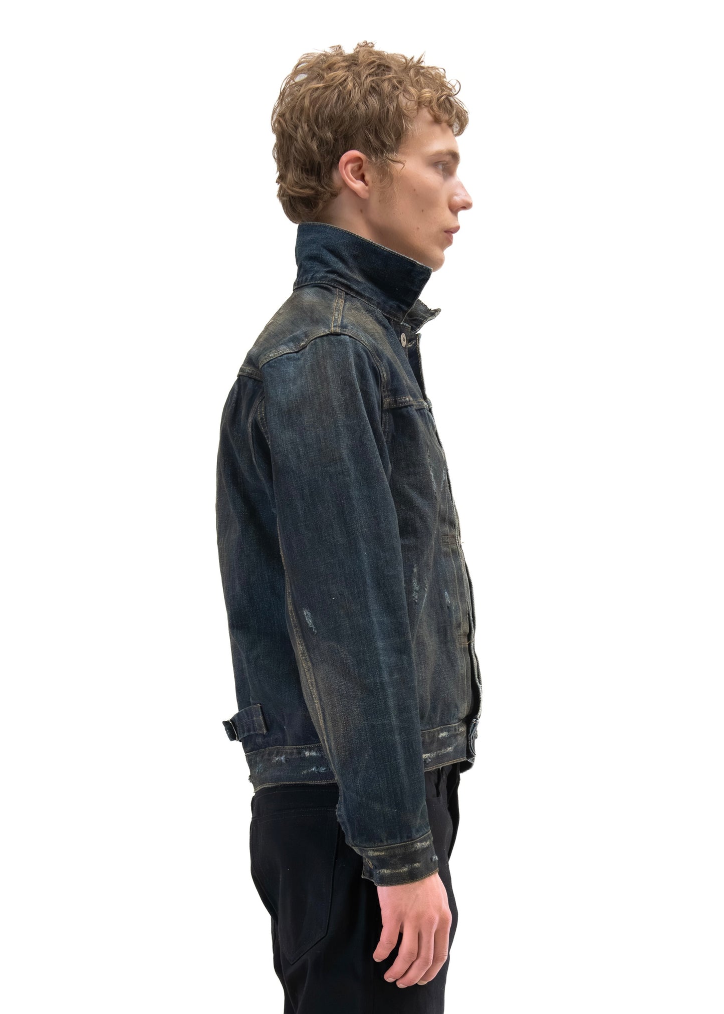 FADED BLUE DENIM TRUCKER
