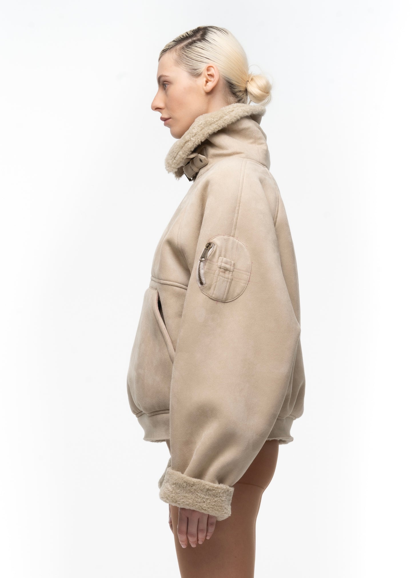 HEAVY FLIGHT SHEARLING HOODIE BEIGE WOMEN'S CUT