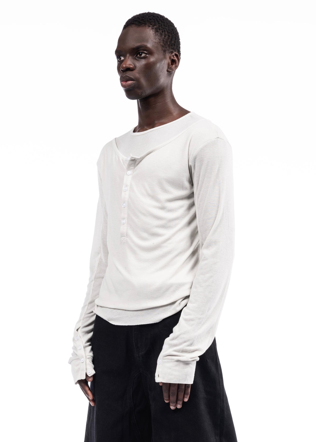 DOUBLE-LAYERED BUTTON ORGANIC COTTON LONGSLEEVE WHITE