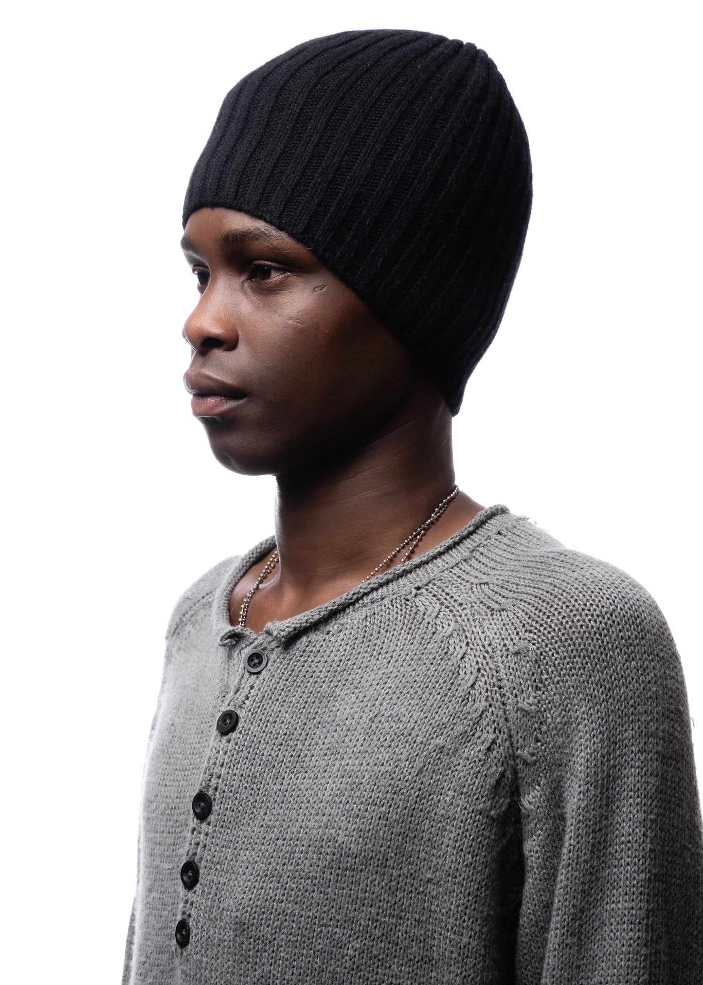 RIBBED WOOL BEANIE BLACK