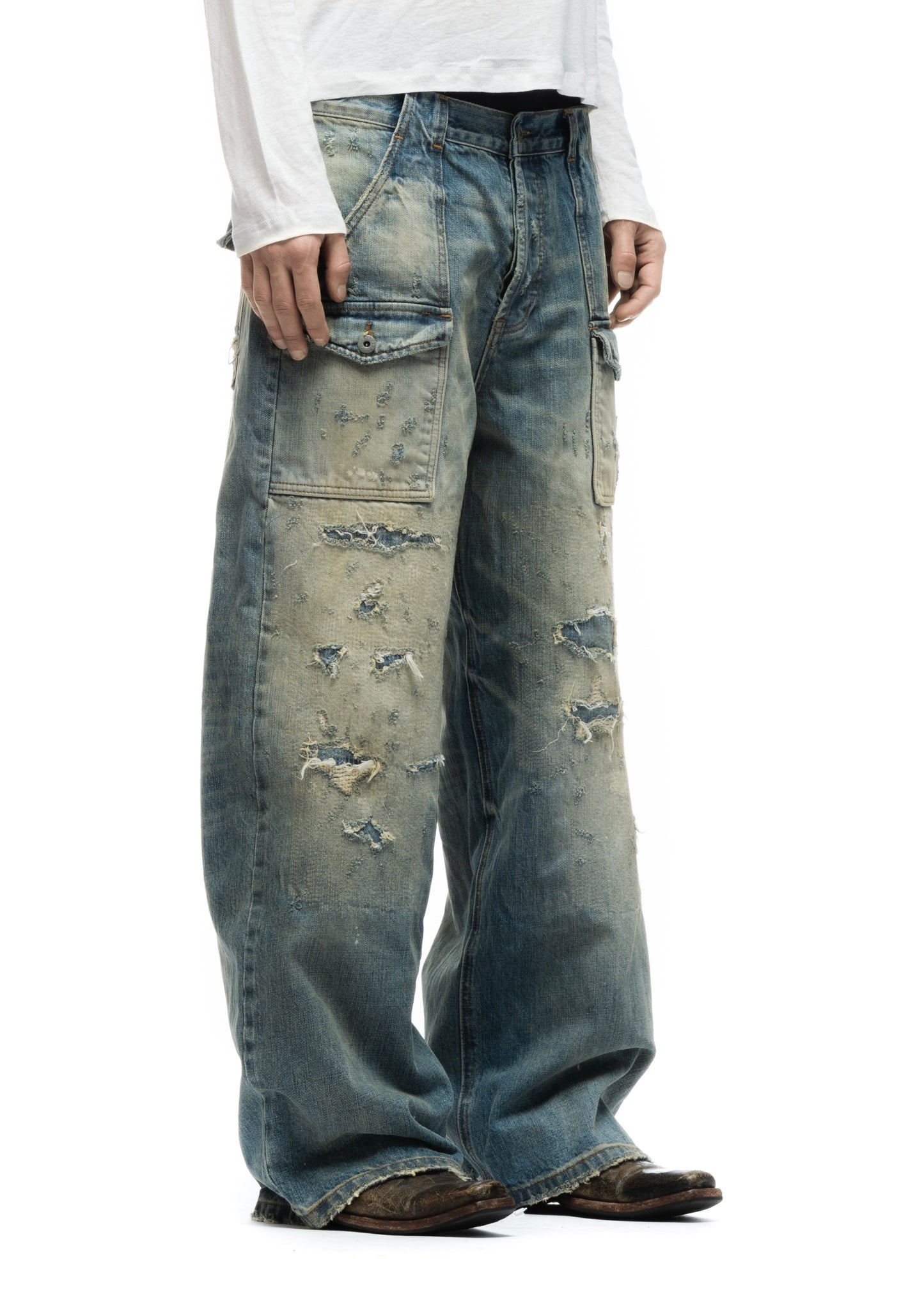 JAPANESE WORKERS CUT