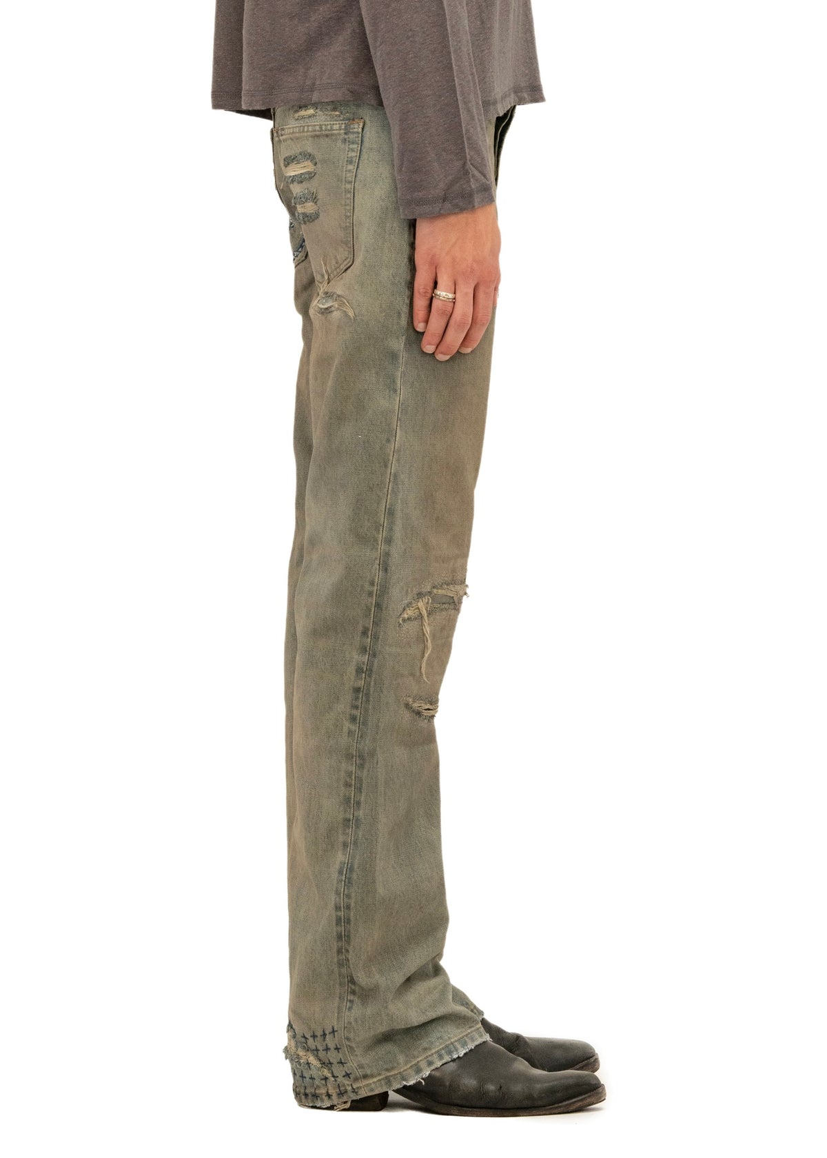 STUDDED SELVEDGE BOOTCUT DENIM