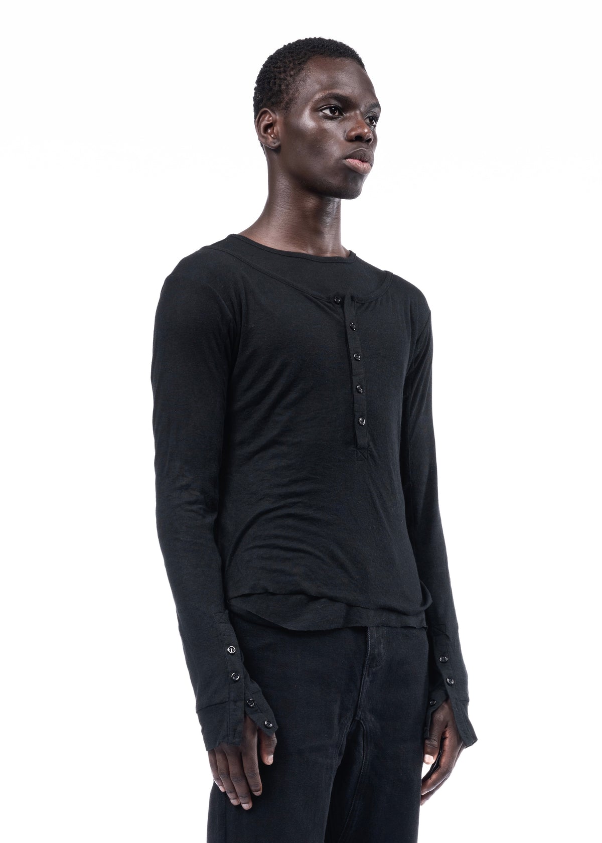DOUBLE-LAYERED BUTTON ORGANIC COTTON LONGSLEEVE BLACK