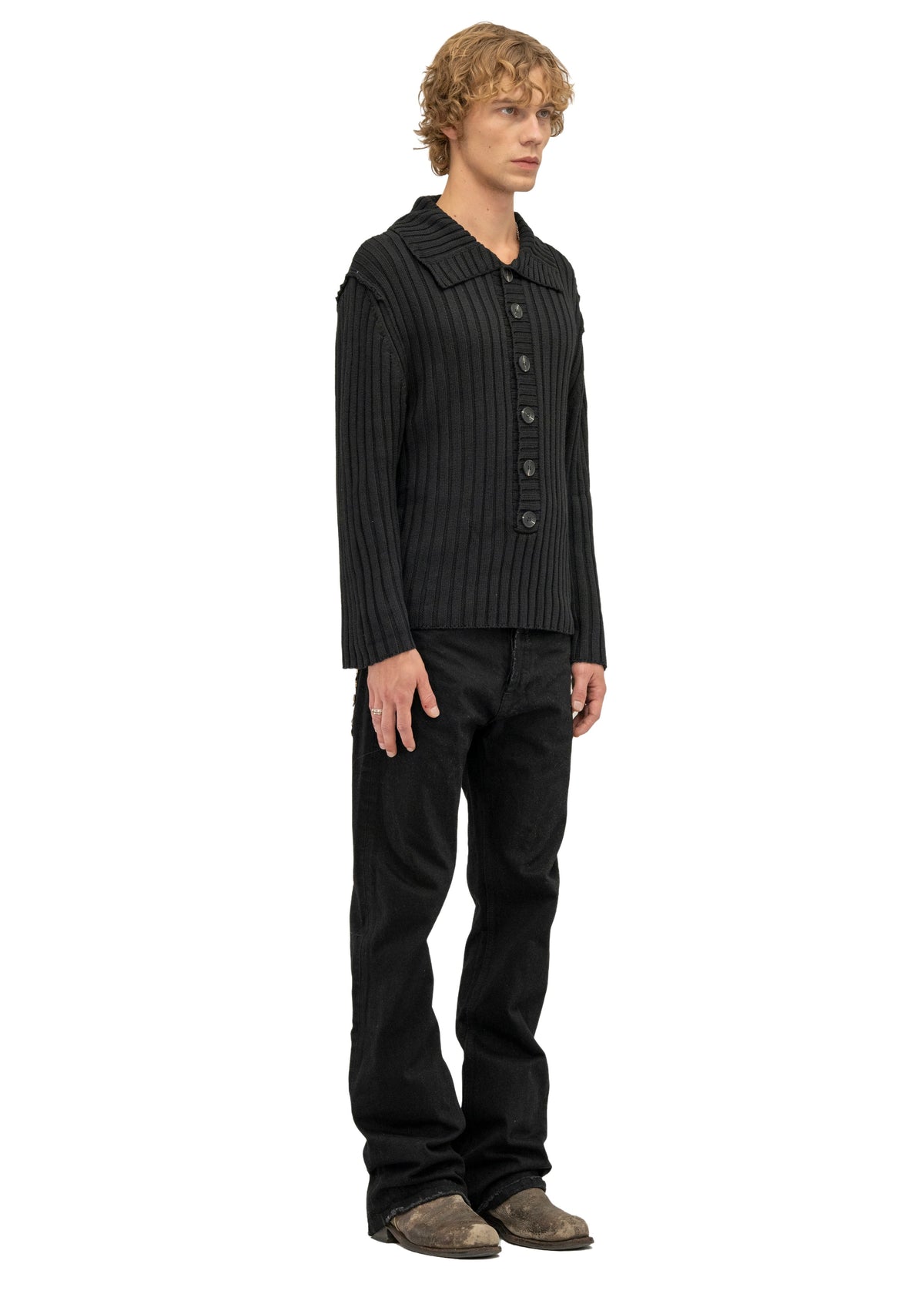 BUTTON LINE KNIT JUMPER BLACK
