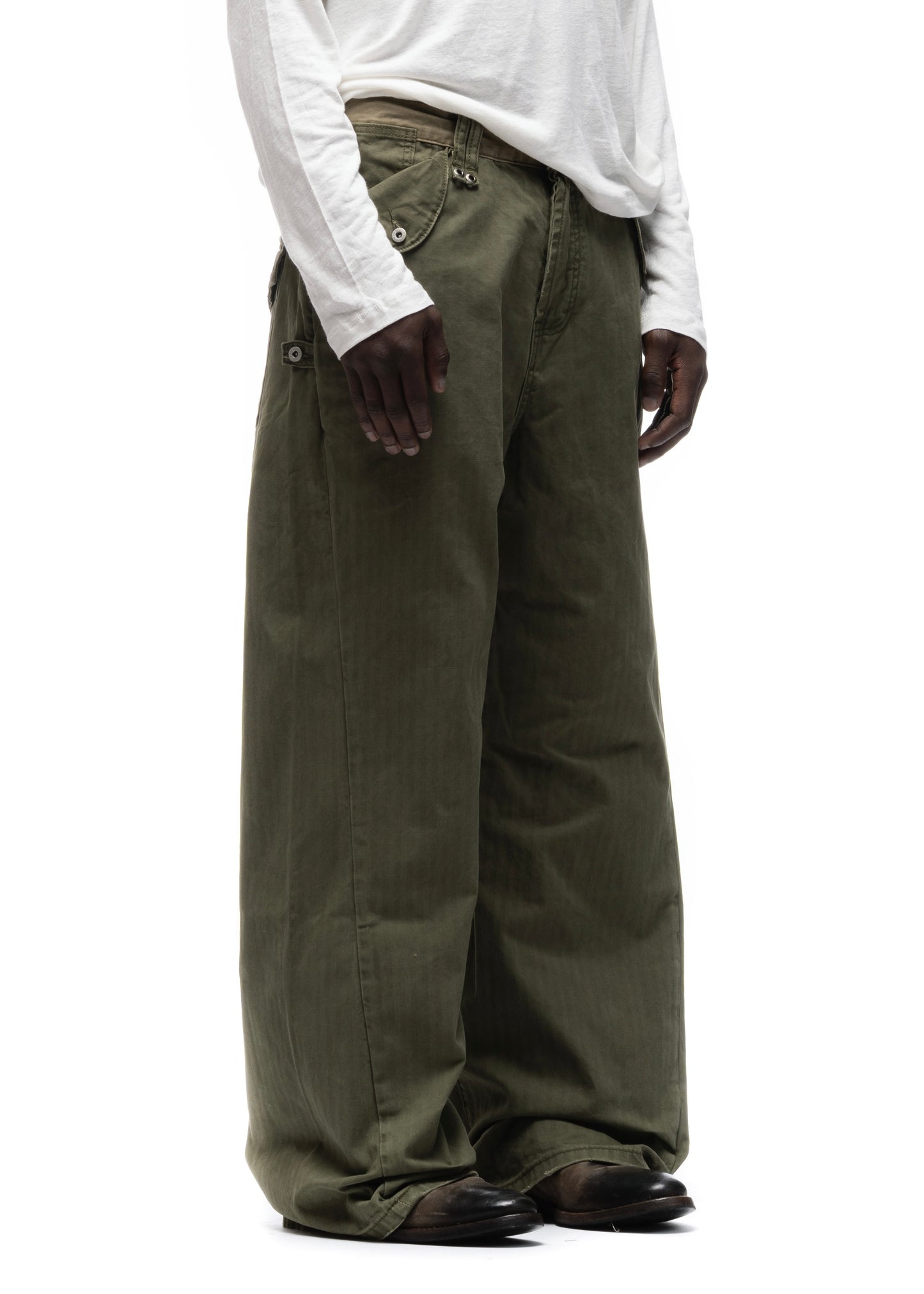 HERRINGBONE CUT KHAKI