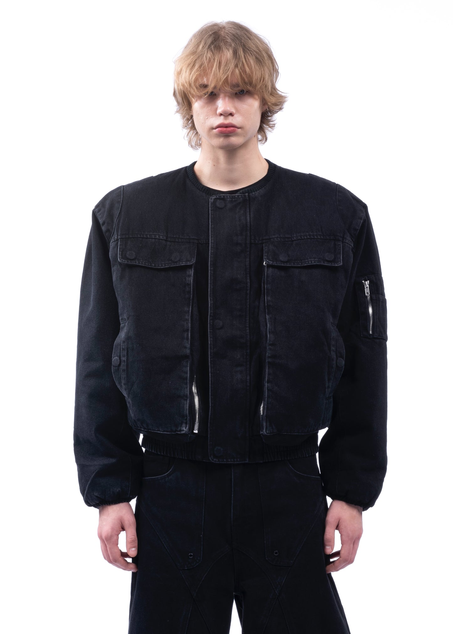 DENIM REMOVABLE SHOULDER BOMBER BLACK