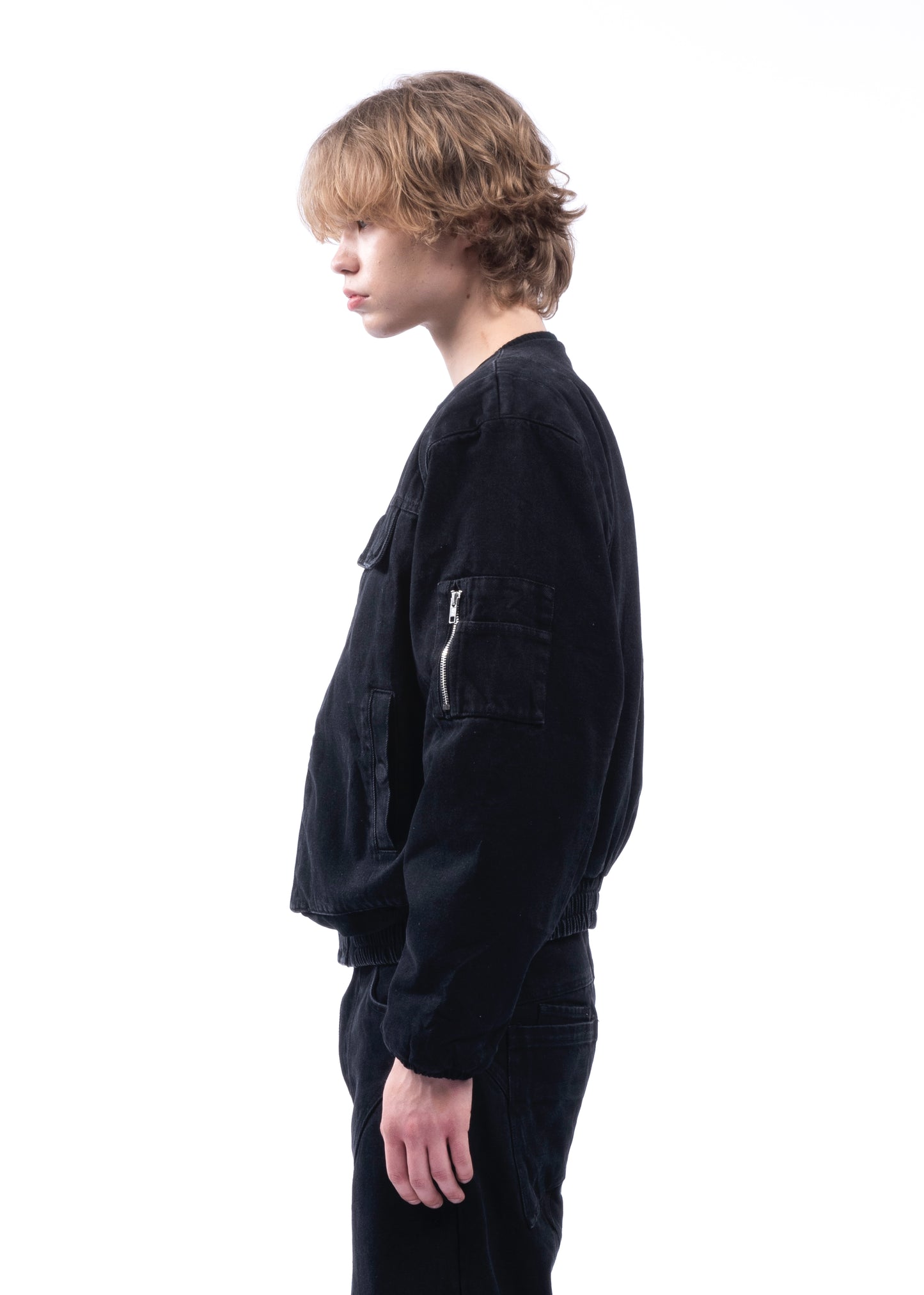 DENIM REMOVABLE SHOULDER BOMBER BLACK