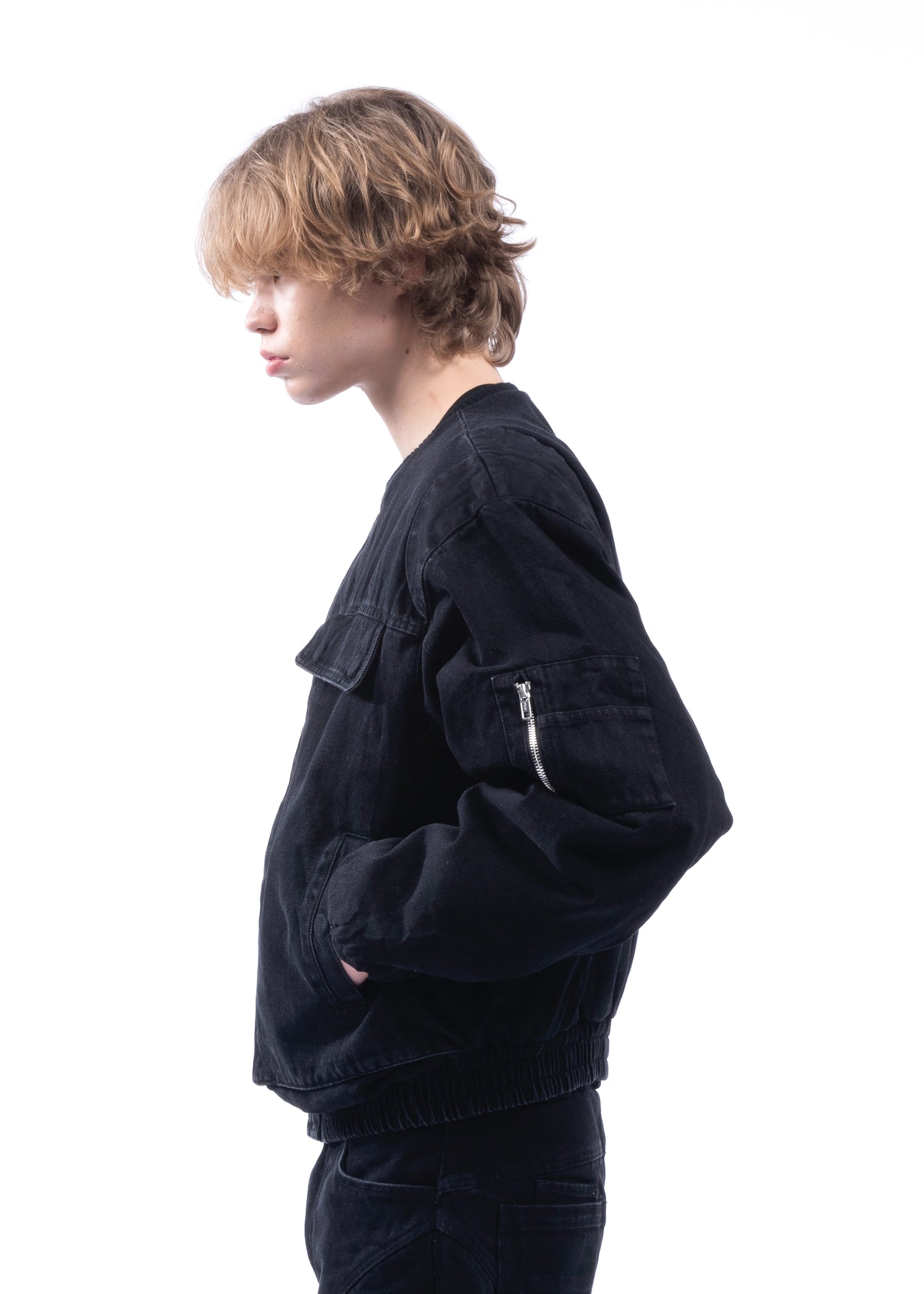 DENIM REMOVABLE SHOULDER BOMBER BLACK