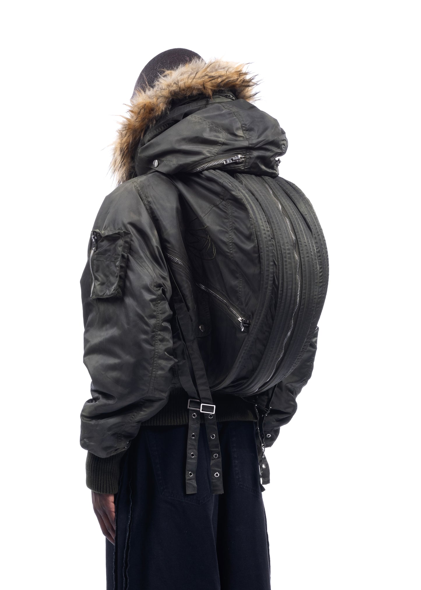 NYLON FUR  BACKPACK HOOD BOMBER