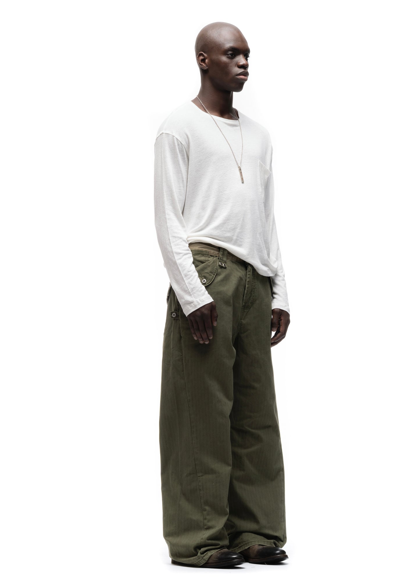 HERRINGBONE CUT KHAKI