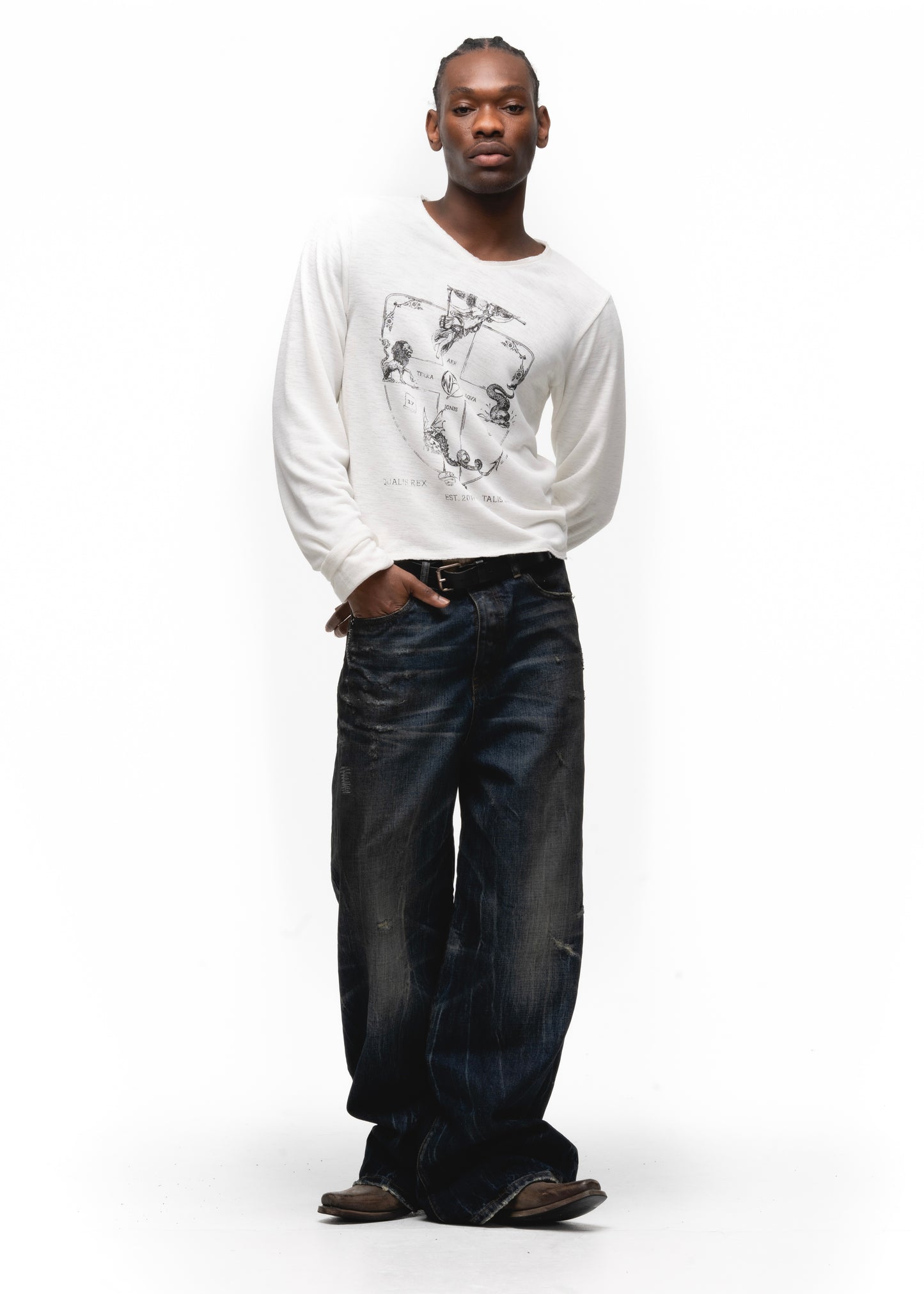 BLAZON ORGANIC COTTON LONGSLEEVE WHITE