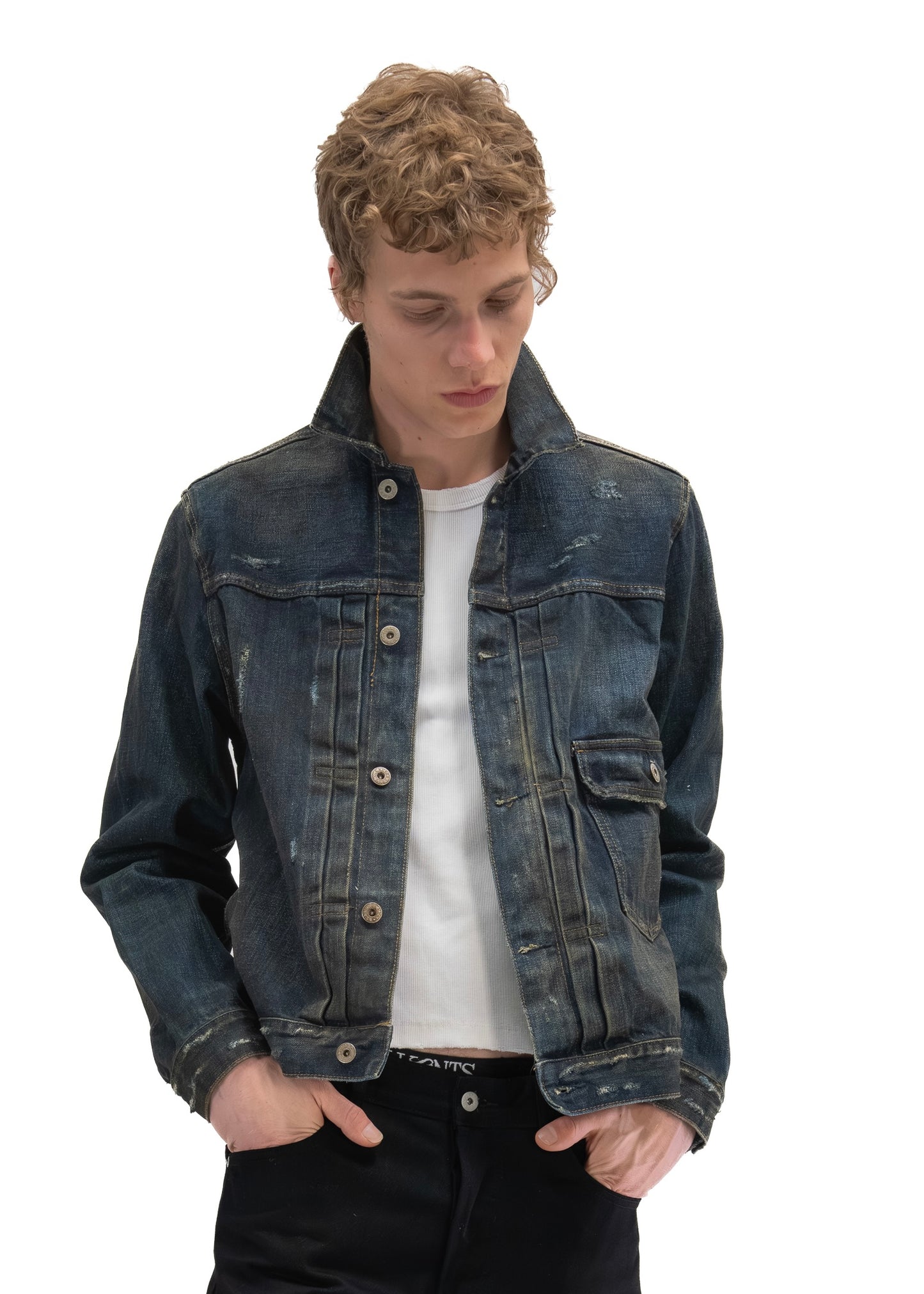 FADED BLUE DENIM TRUCKER