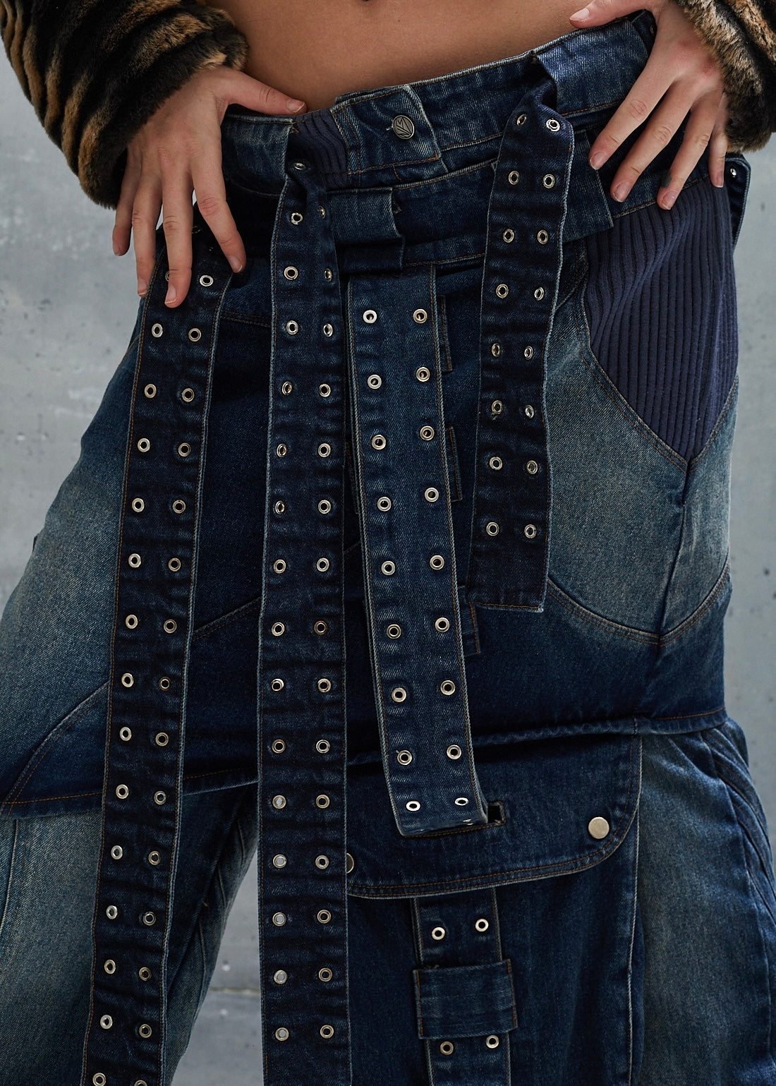 DOUBLE BELT LAYER DENIM