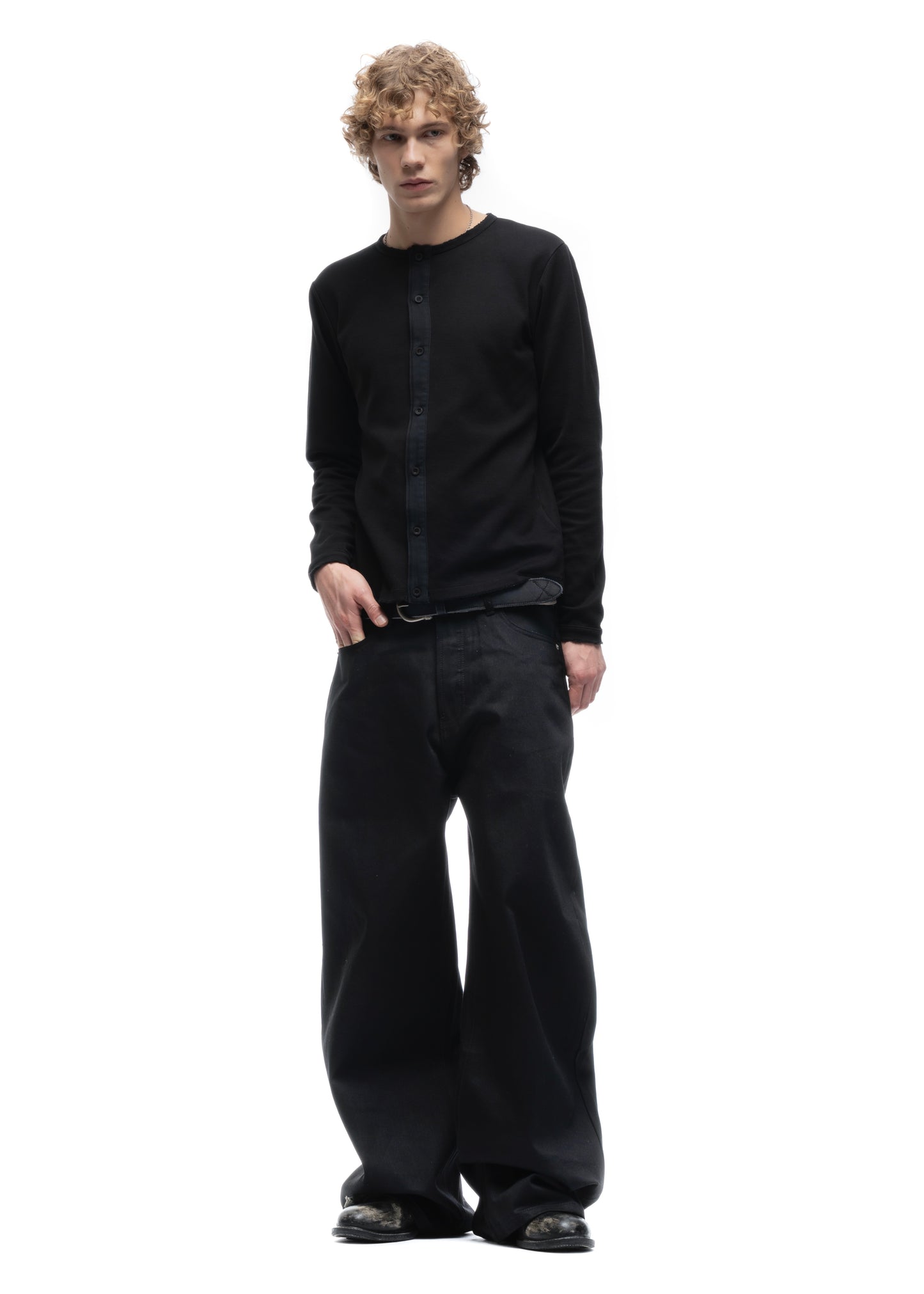 JAPANESE SELVEDGE ULTRA LOOSE DENIM BLACK