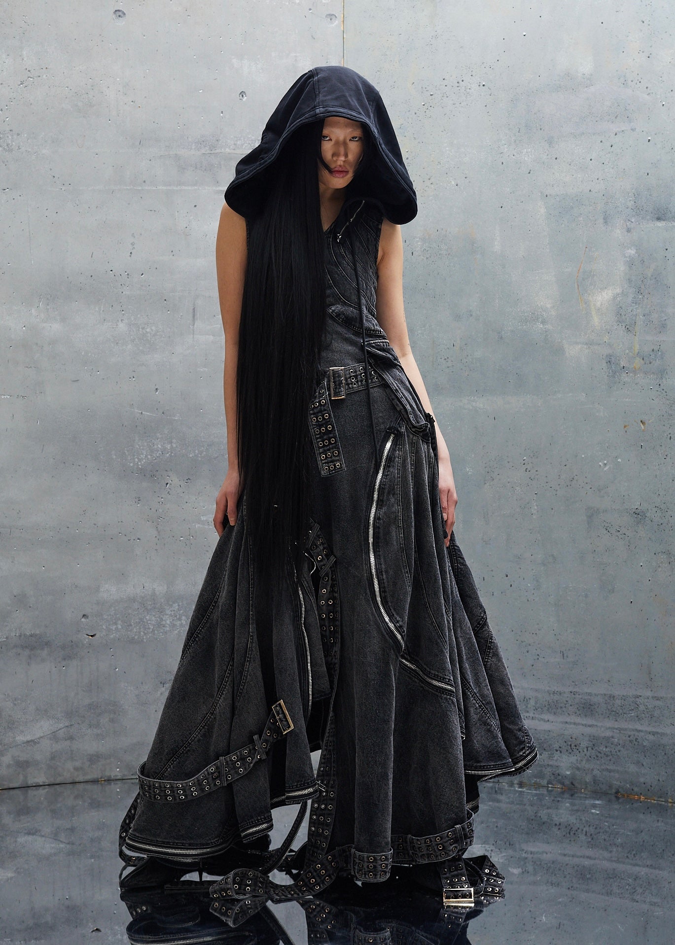 BELT DENIM HOOD DRESS