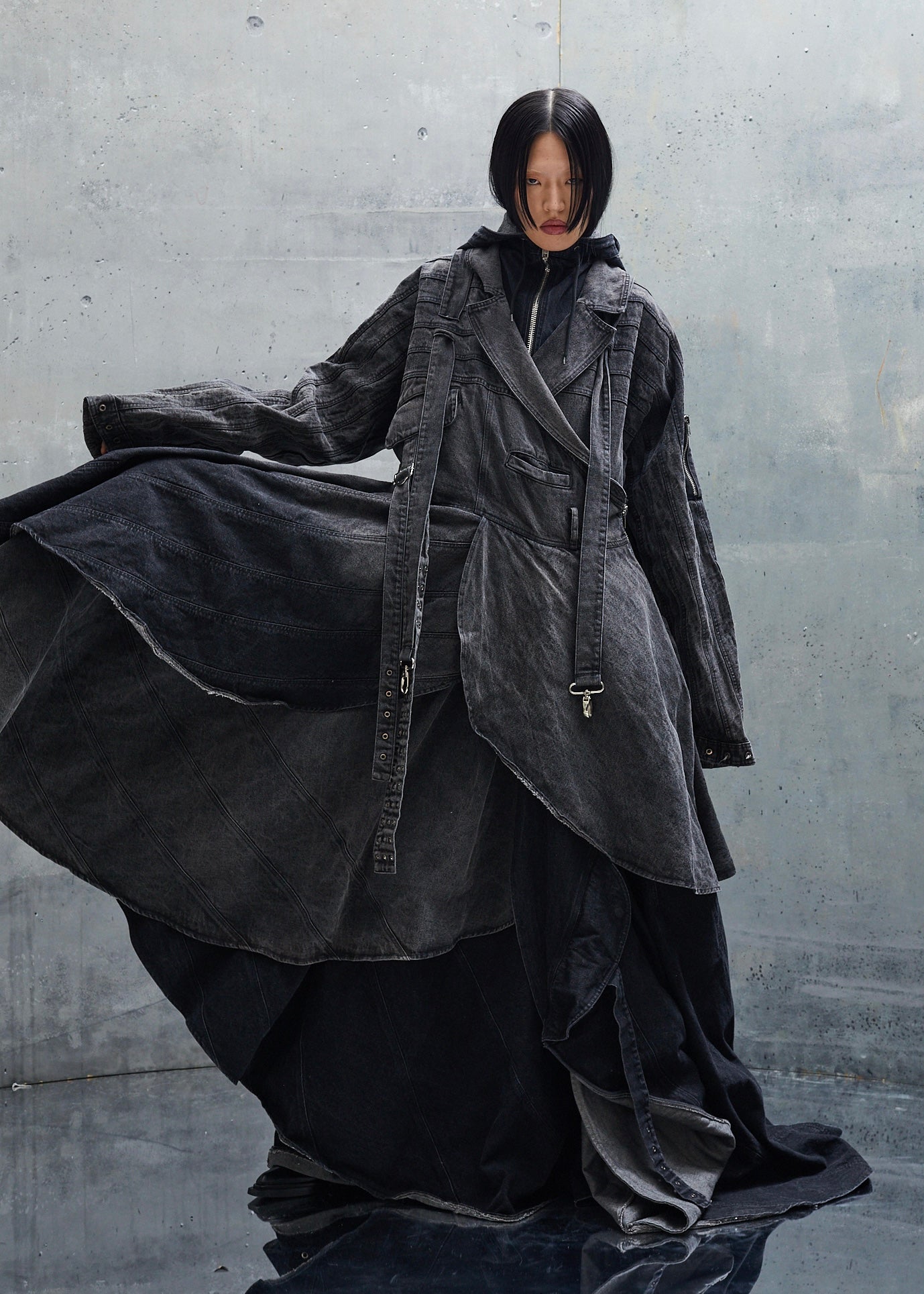 HEAVY FADED BLACK WAVE LAYERING DENIM COAT