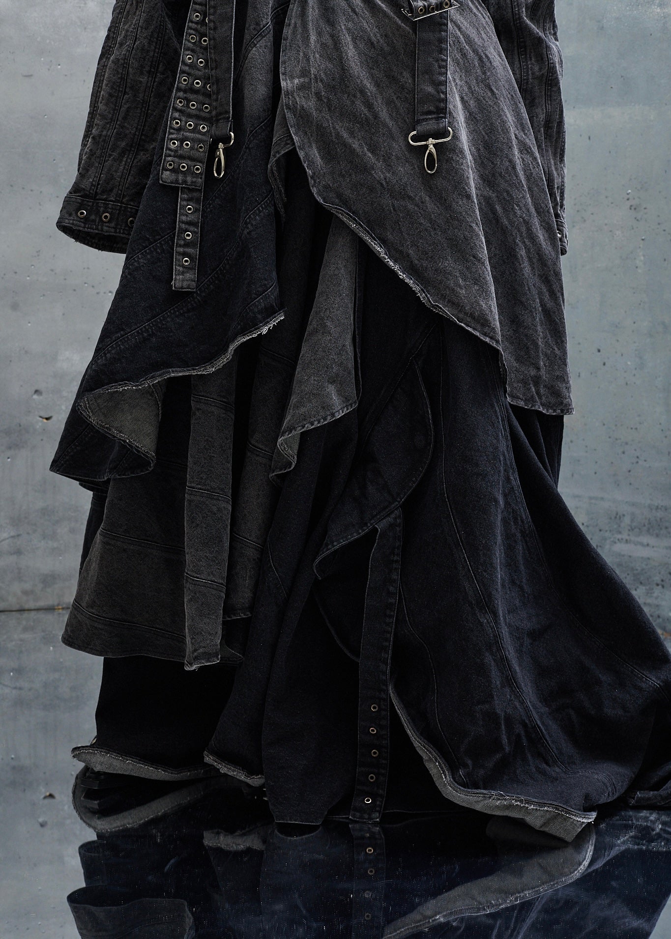 HEAVY FADED BLACK WAVE LAYERING DENIM COAT