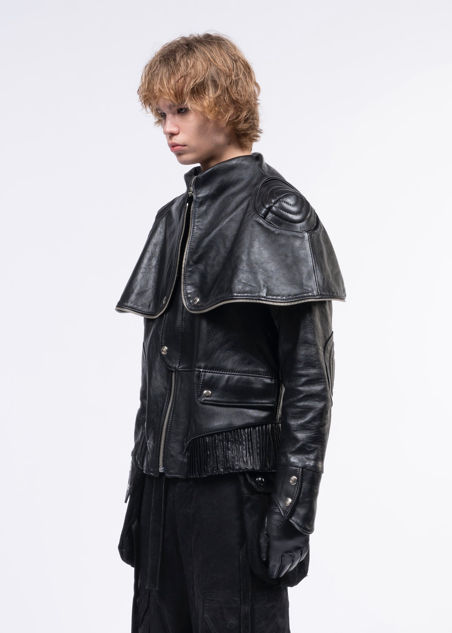 APRONS LEATHER HOOD JACKET