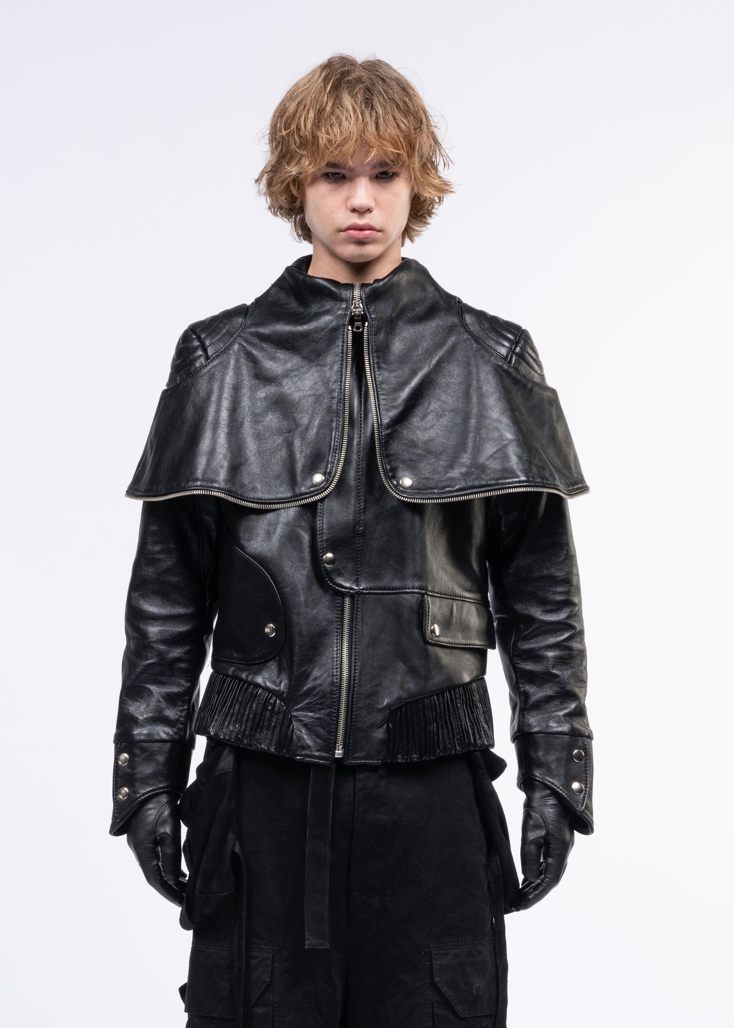 APRONS LEATHER HOOD JACKET